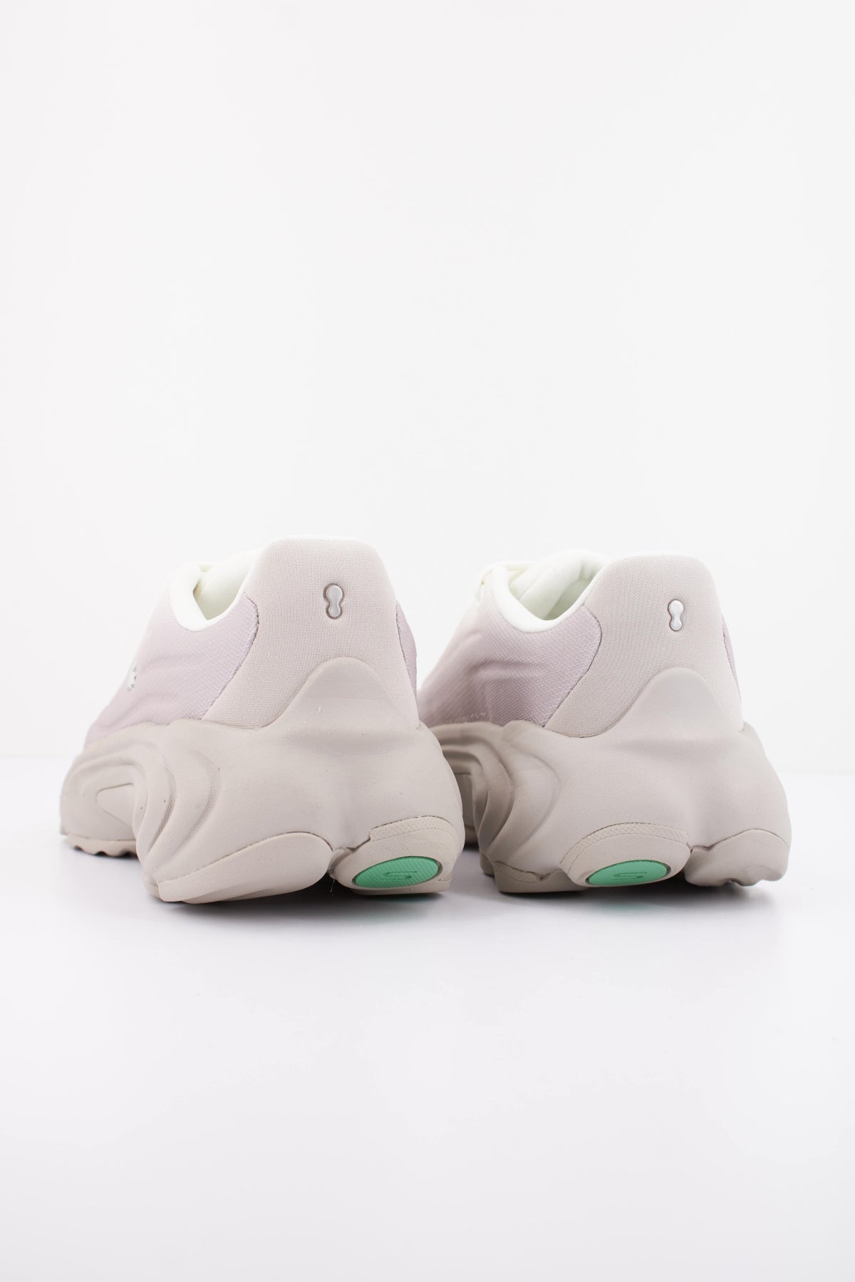 LACOSTE  SPINOR  en color GRIS (4)