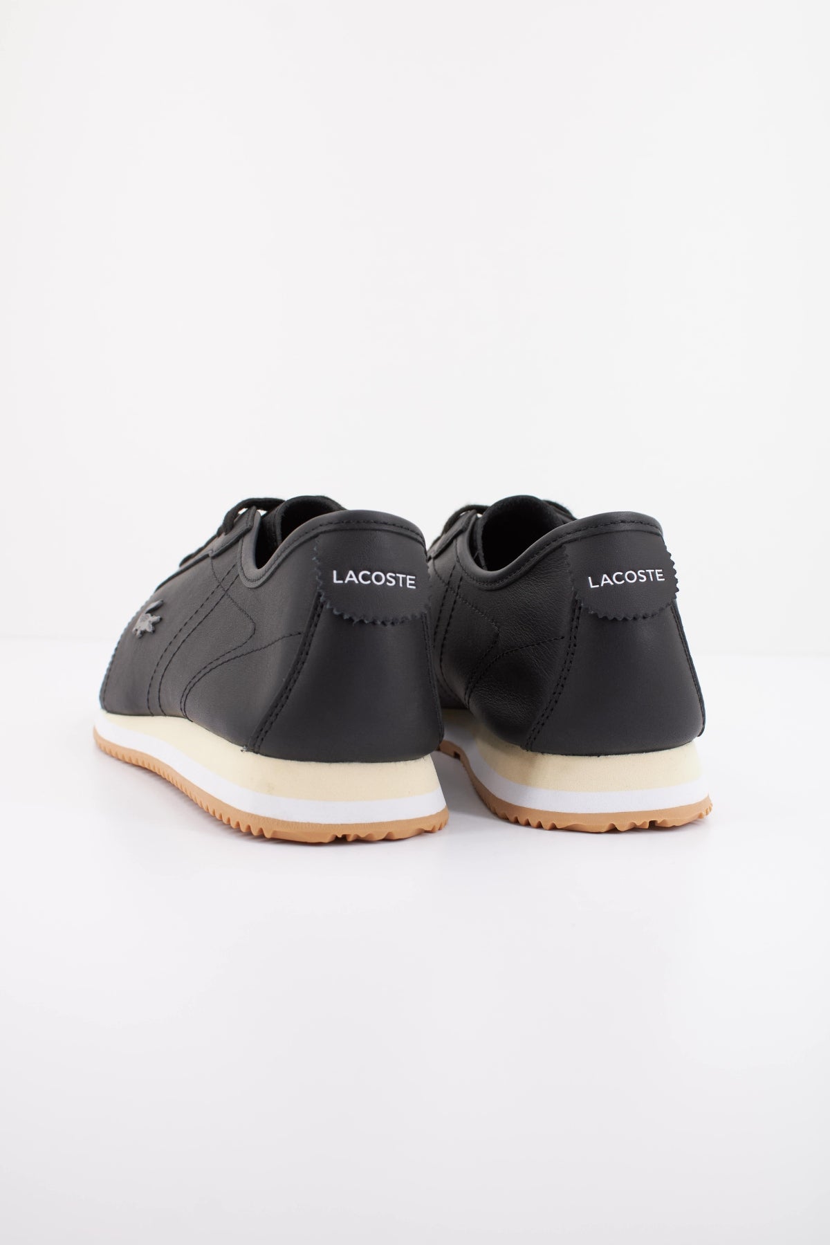 LACOSTE CLUB LOW 51SMA0140 en color NEGRO (4)