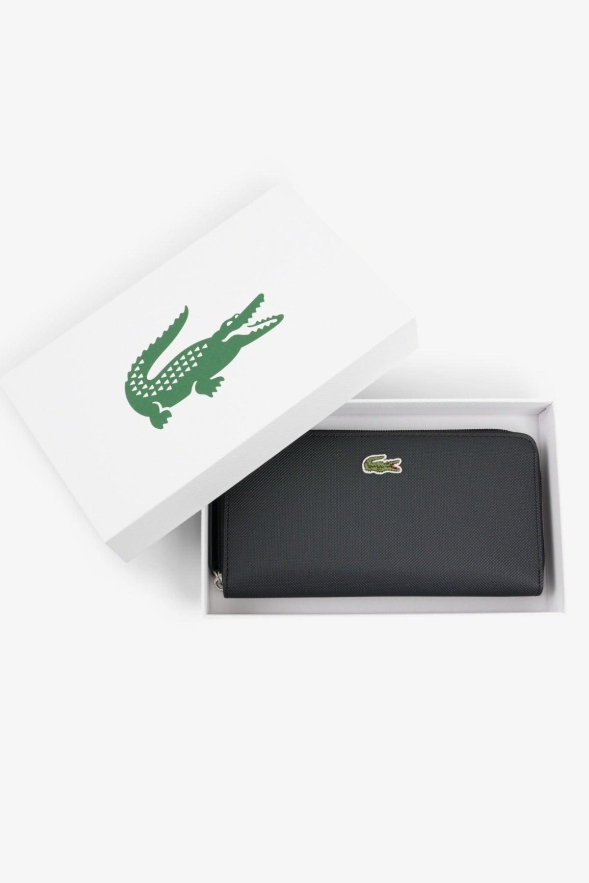 LACOSTE NF2900PK ZIP WALLET en color NEGRO (1)