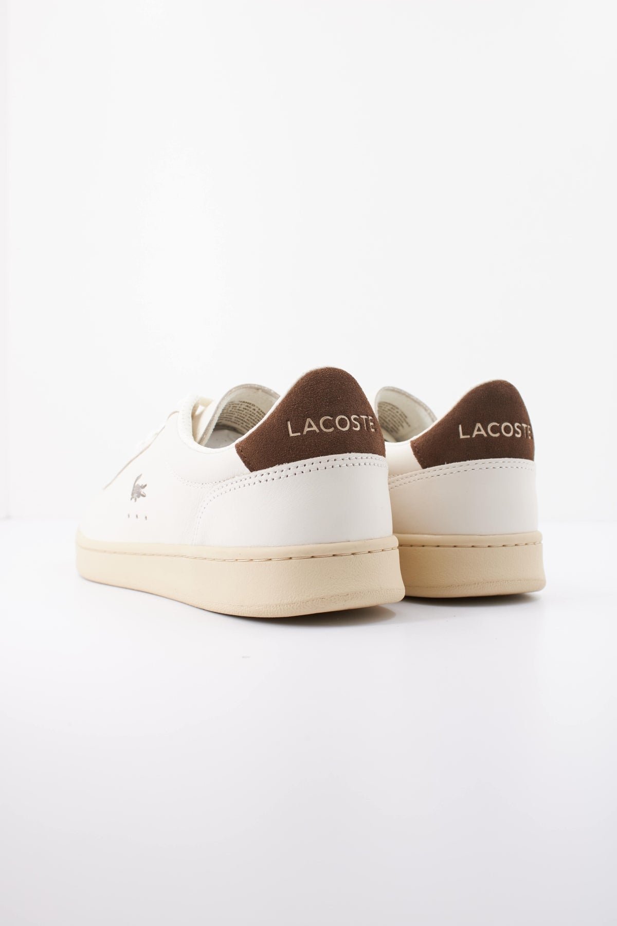 LACOSTE CARNABY 52SMA0146 en color BLANCO (4)