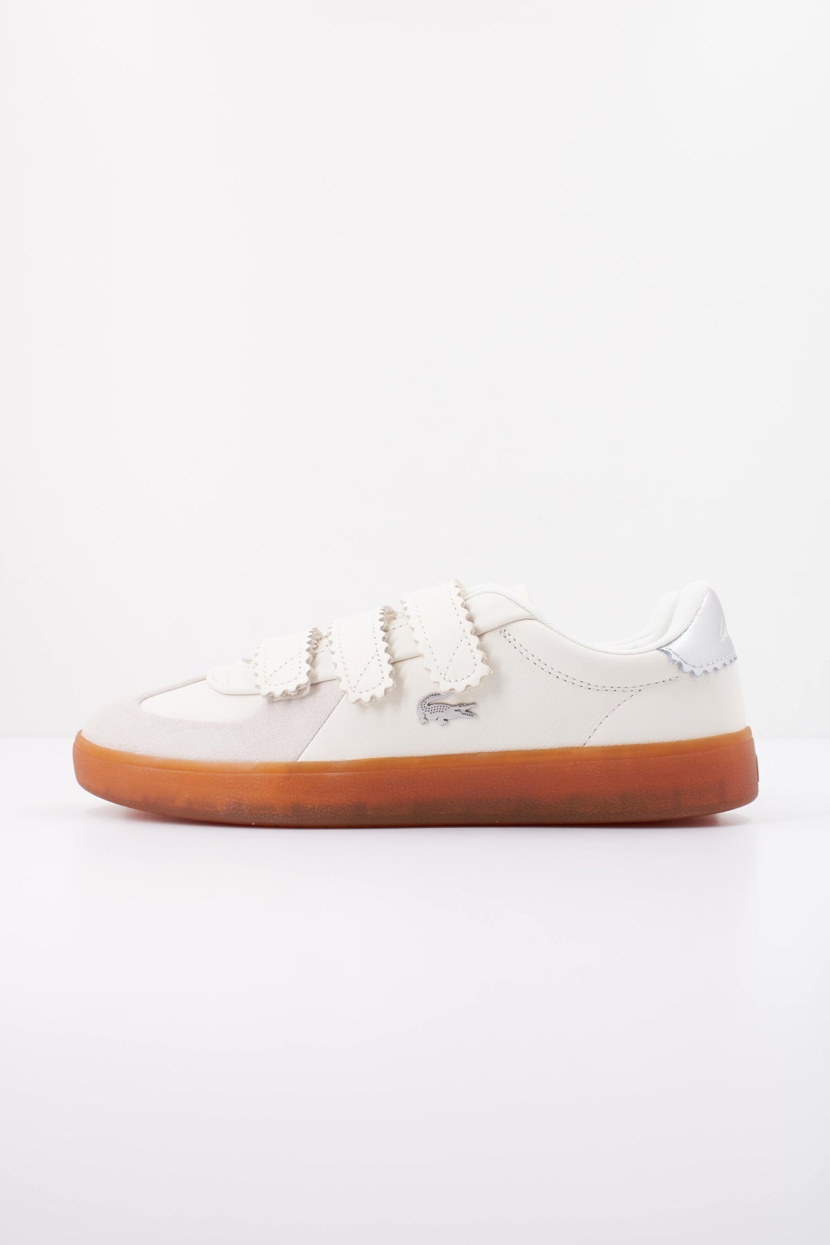 LACOSTE BASESHOT PRO en color BEIS (1)