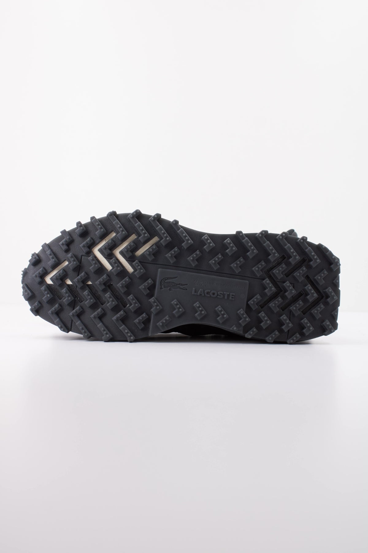 LACOSTE ELITE ACTIVE en color NEGRO (5)