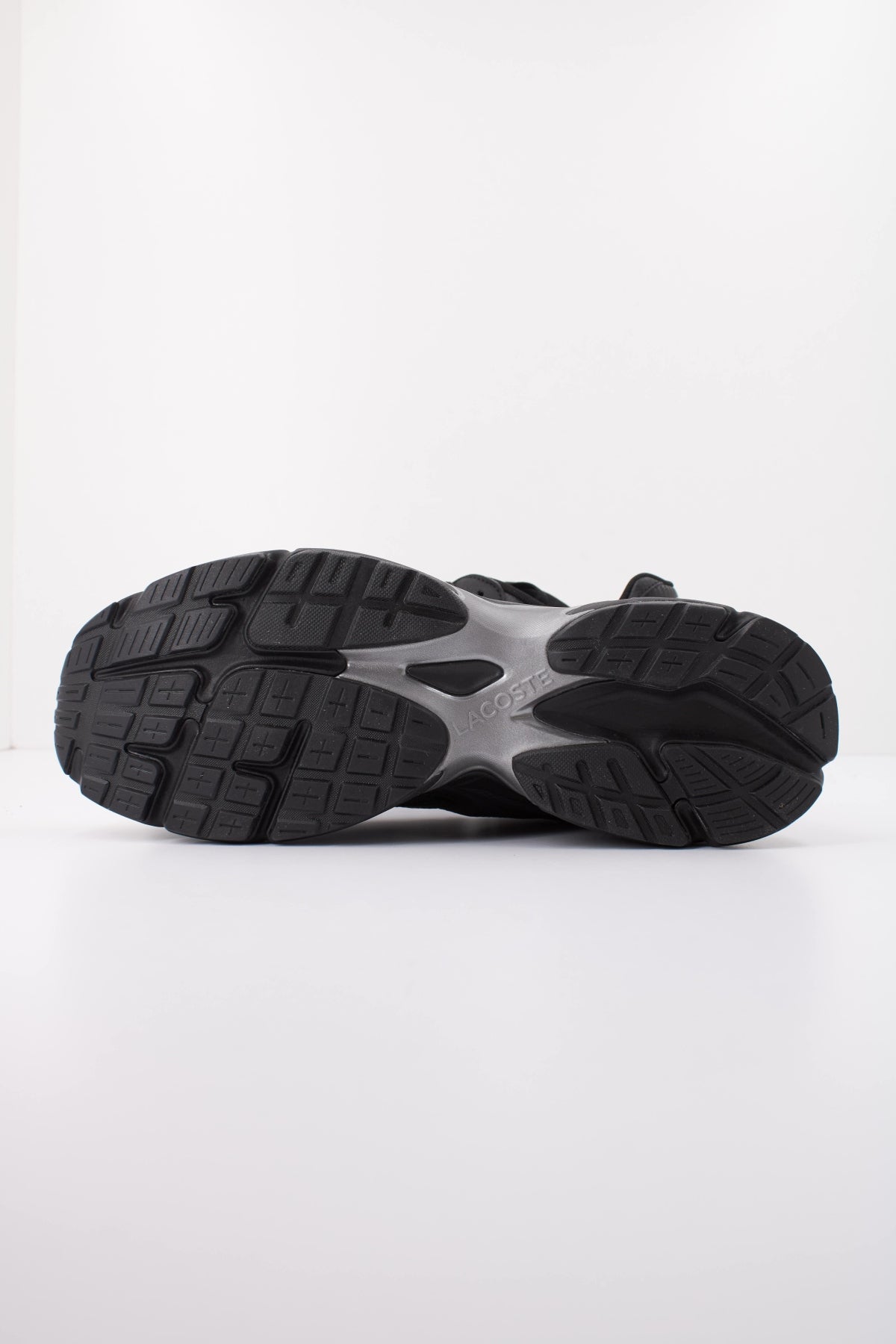 LACOSTE STORM 96 52SMA0132 en color NEGRO (5)