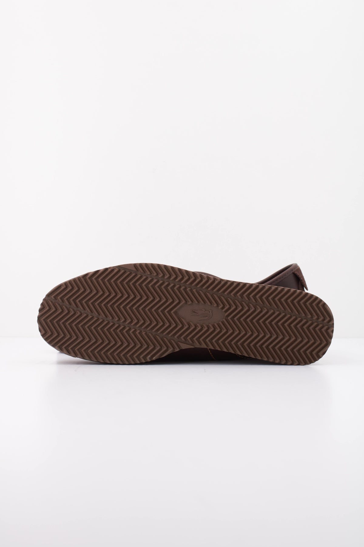 LACOSTE 52SMA0020 CLUB LOW en color MARRON (5)
