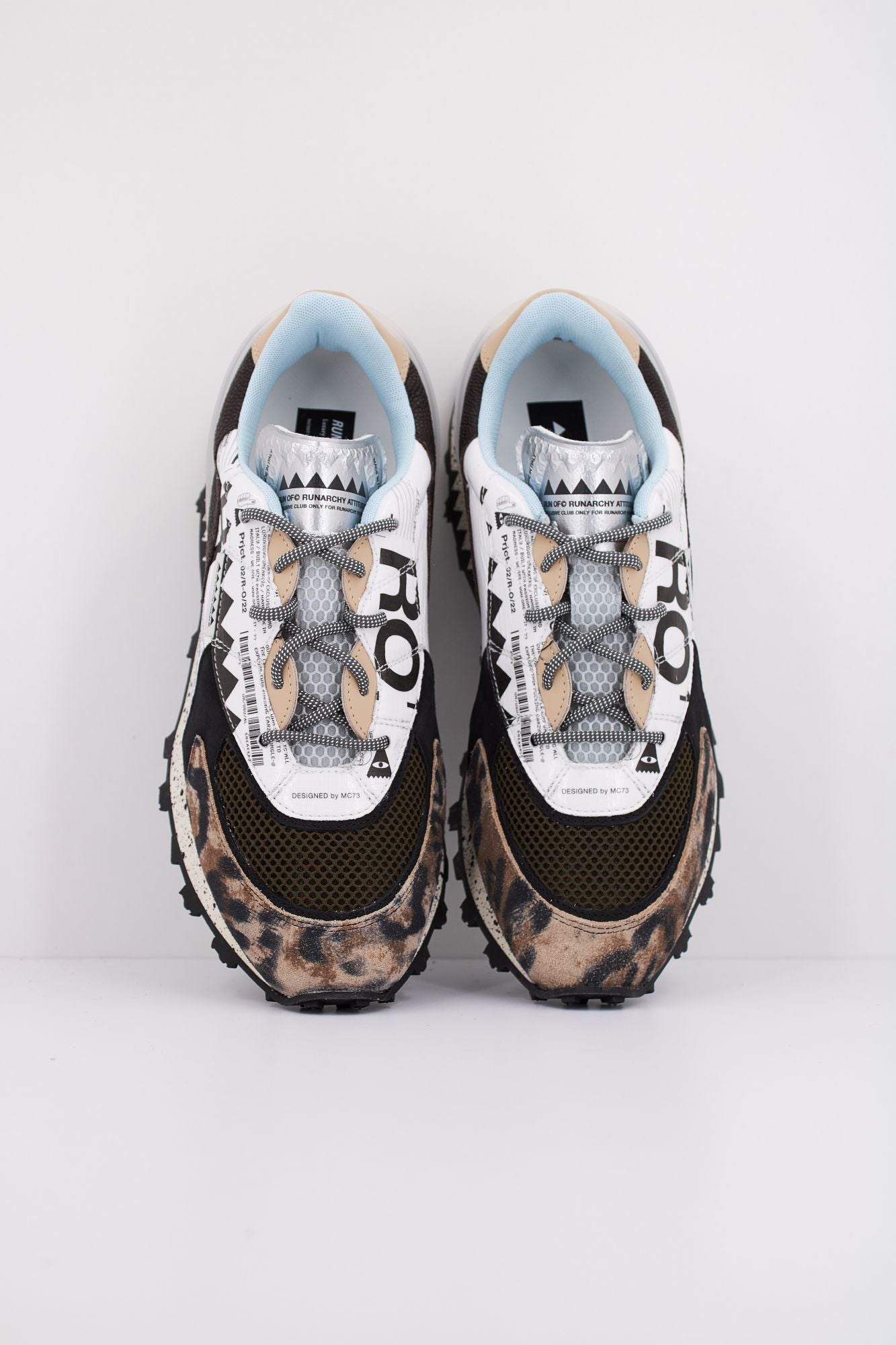 RUN OF HILLTON M en color BLANCO (3)