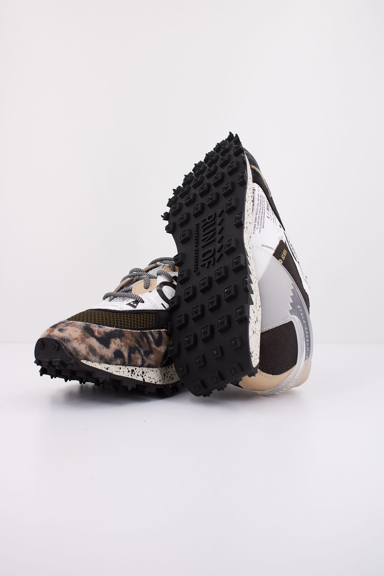 RUN OF HILLTON M en color BLANCO (5)