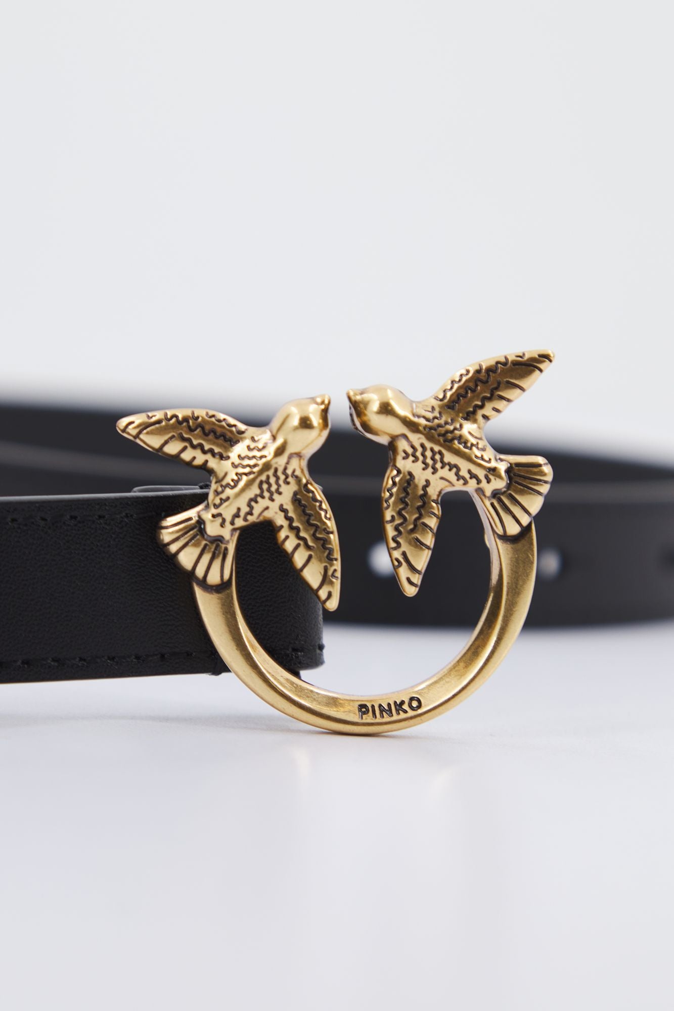 PINKO 1H212P Y5H7 en color NEGRO (4)