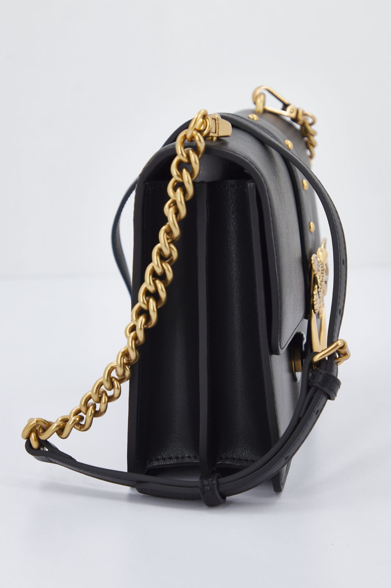 PINKO LOVE CLASSIC ICON en color NEGRO (2)