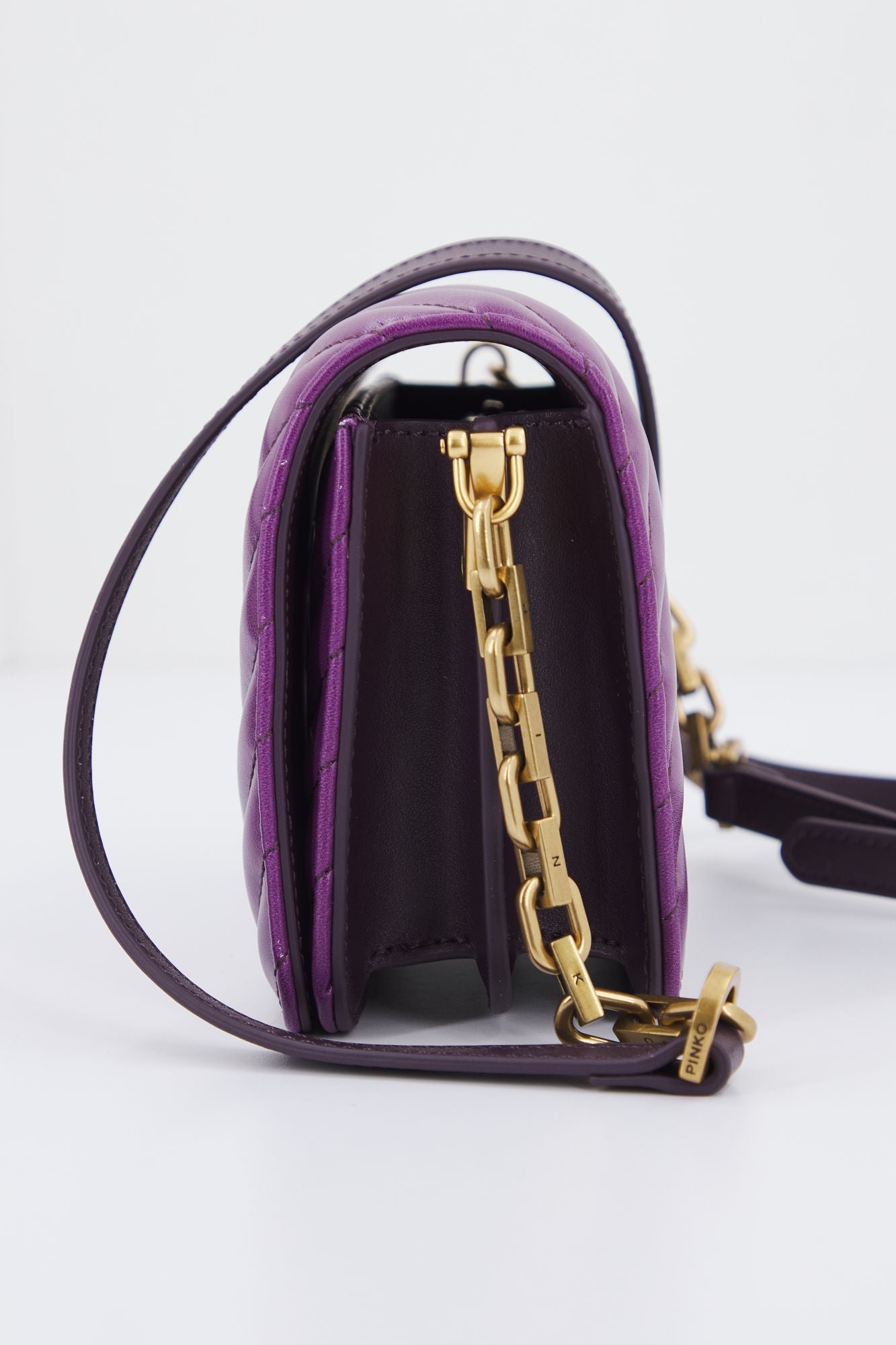 PINKO  LOVE MINI CLICK SHADED en color VIOLETA (3)