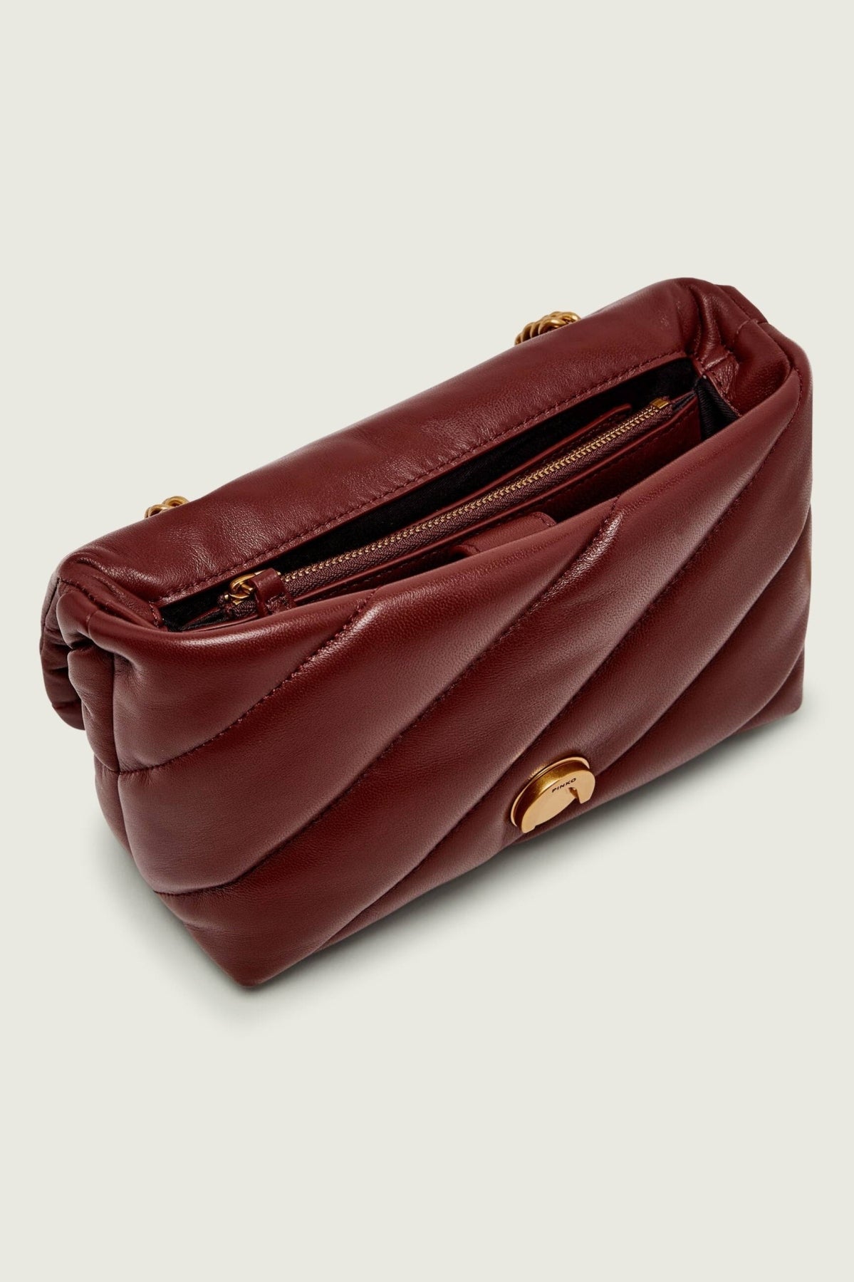 PINKO LOVE MINI PUFF CL SHEEP en color BURDEOS (4)