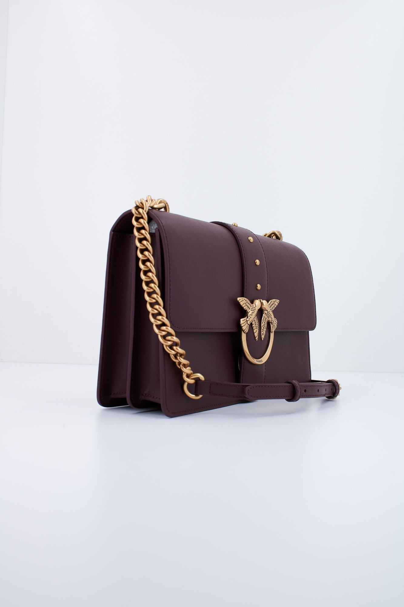 PINKO LOVE ONE CLASSIC C en color BURDEOS (3)