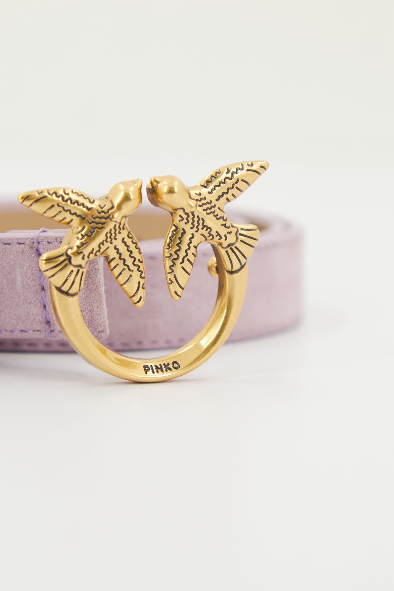 PINKO  LOVE BERRY H2 BELT SUED en color VIOLETA (3)