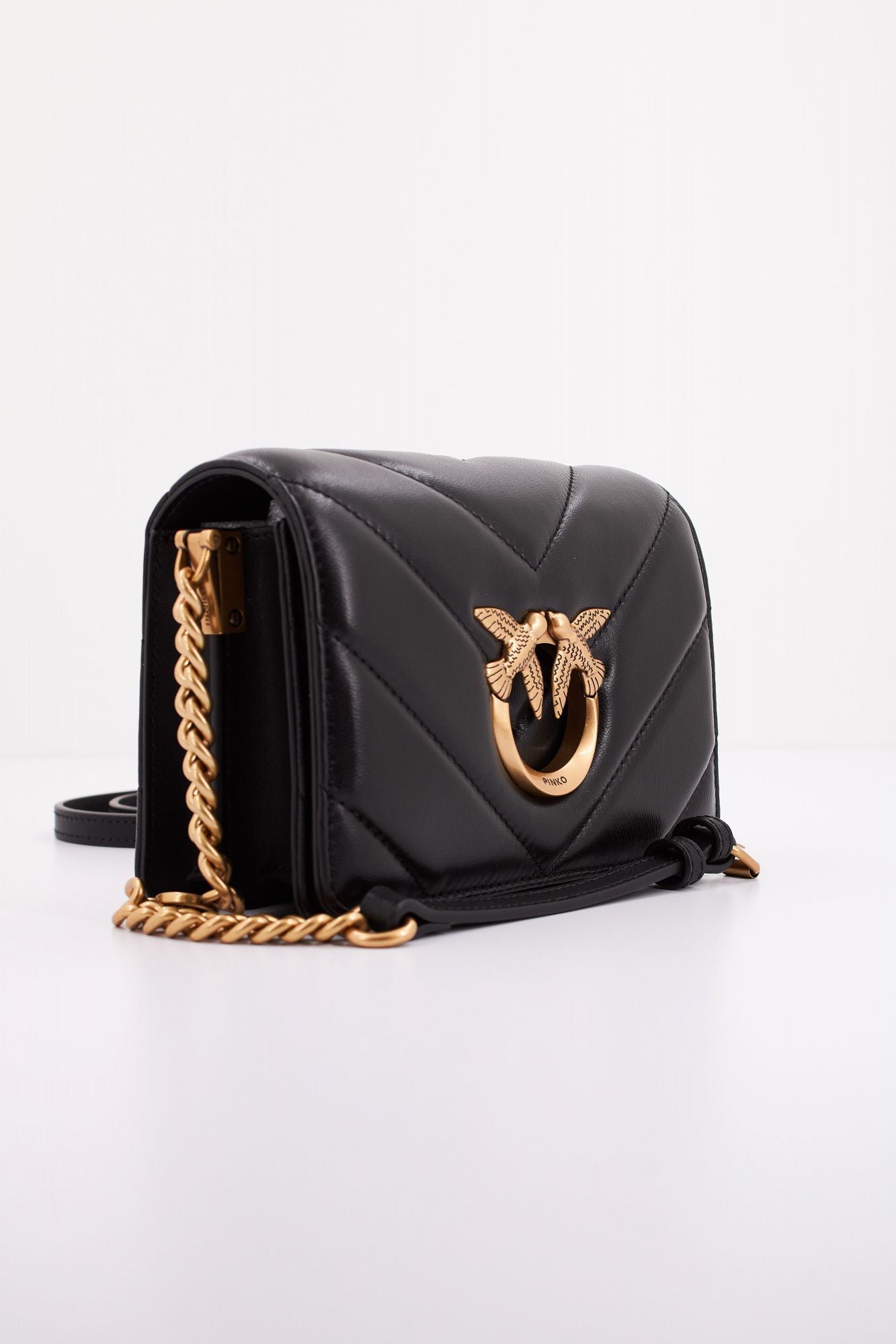 PINKO LOVE ONE MINI DC SHEEP en color NEGRO (2)