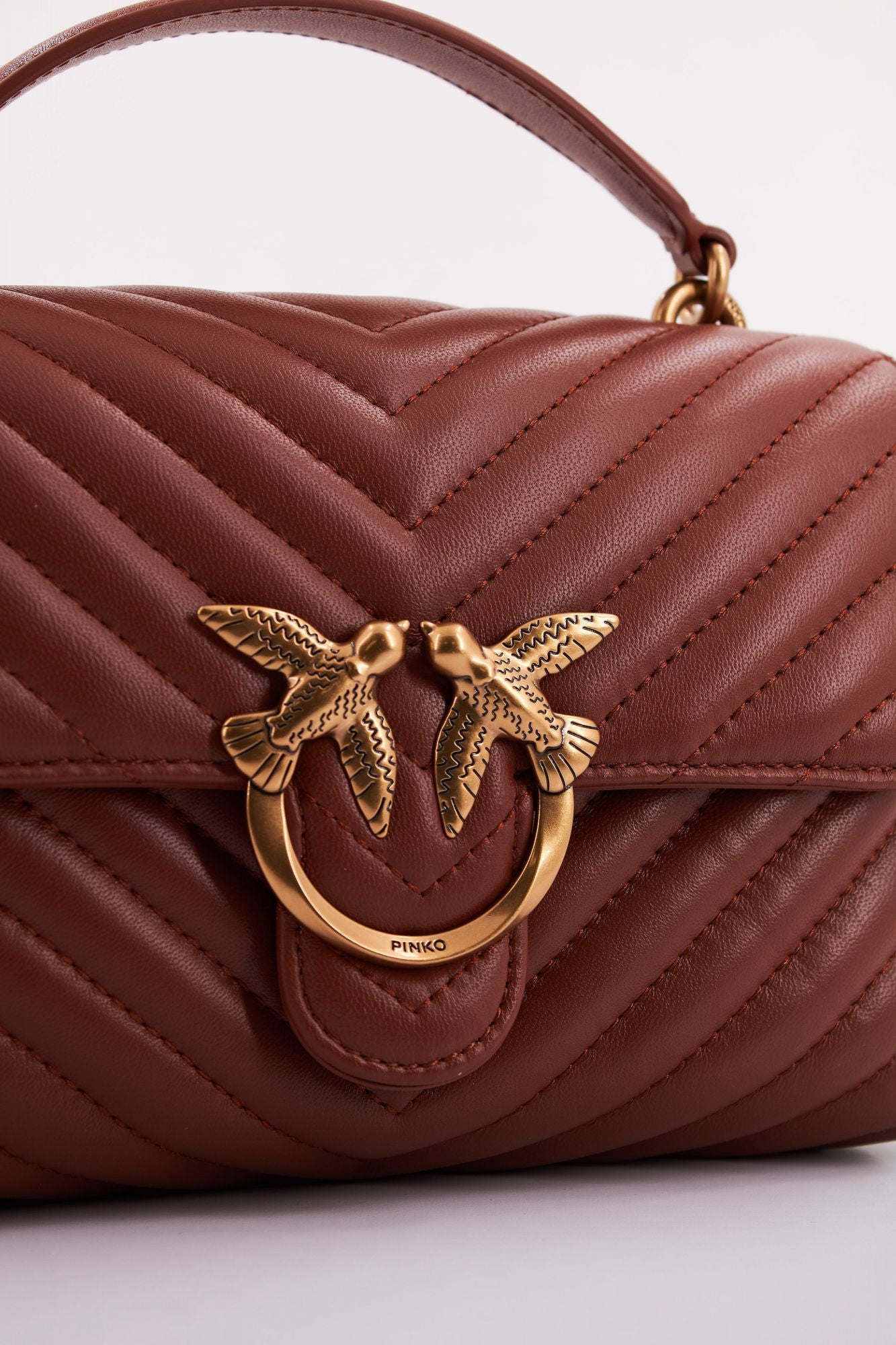 PINKO  LOVE LADY PUFF MINI CL en color MARRON (4)