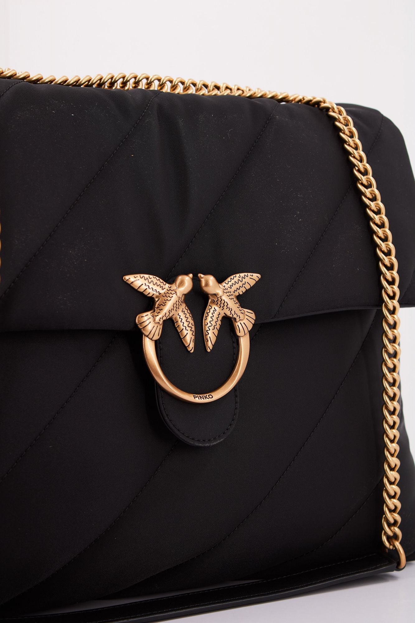 PINKO  LOVE PUFF EXTRA CL en color NEGRO (4)