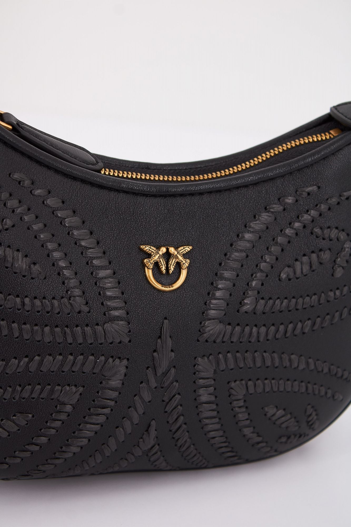 PINKO HALF MONN BABY en color NEGRO (4)