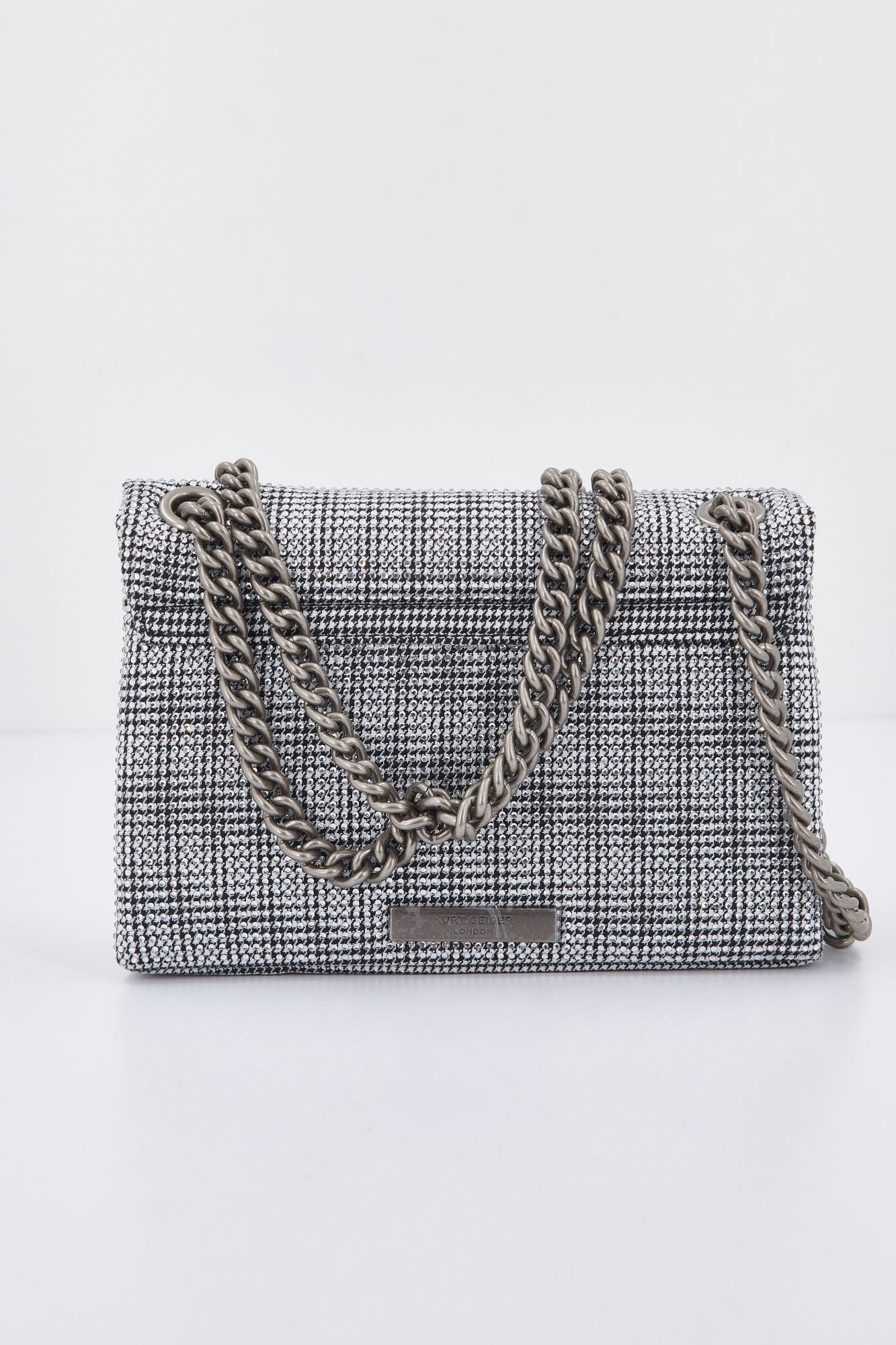 KURT GEIGER LONDON FABRIC MINI KENSINGTON en color PLATA (4)
