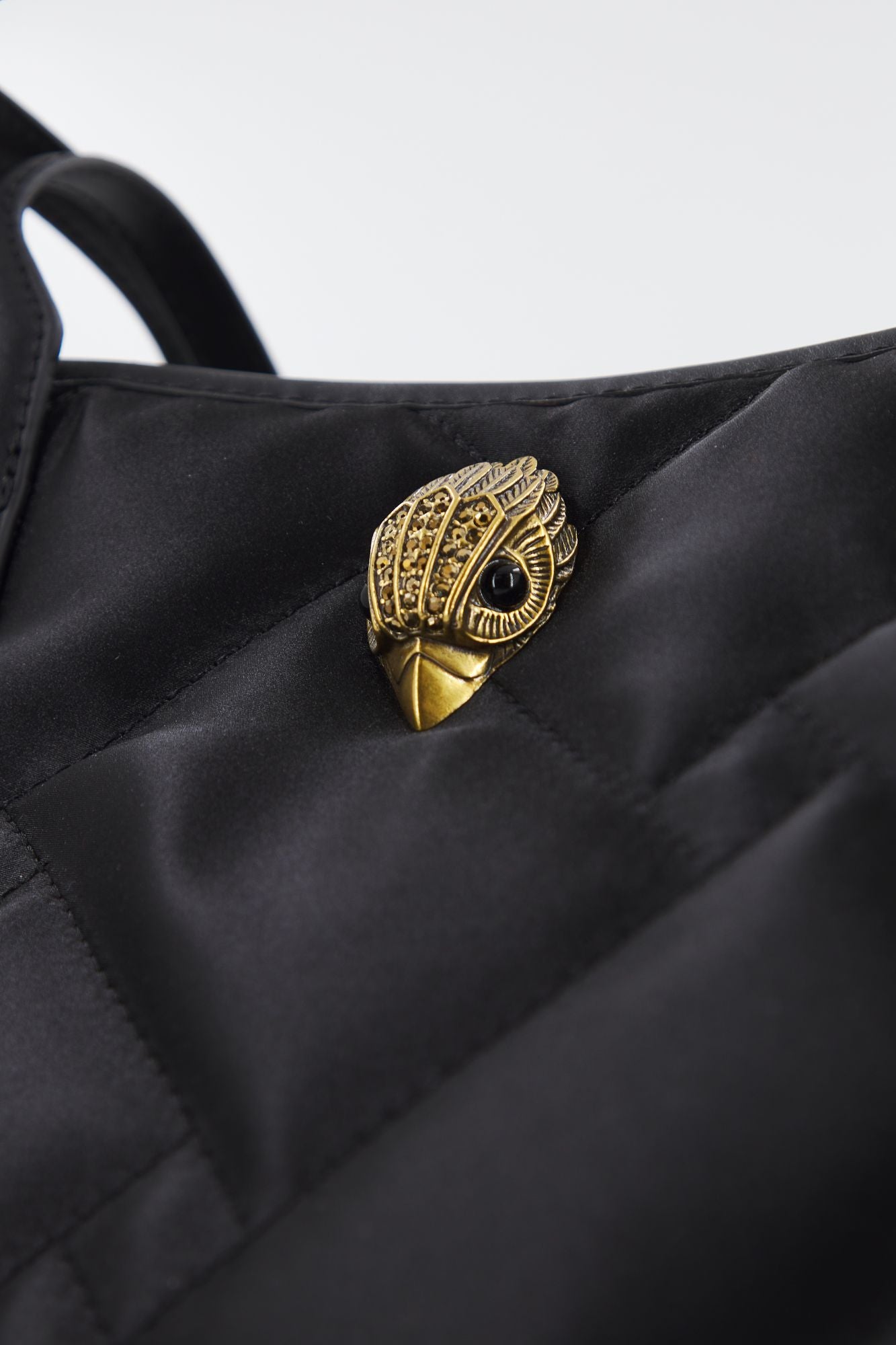 KURT GEIGER LONDON 8471900229K en color NEGRO (4)