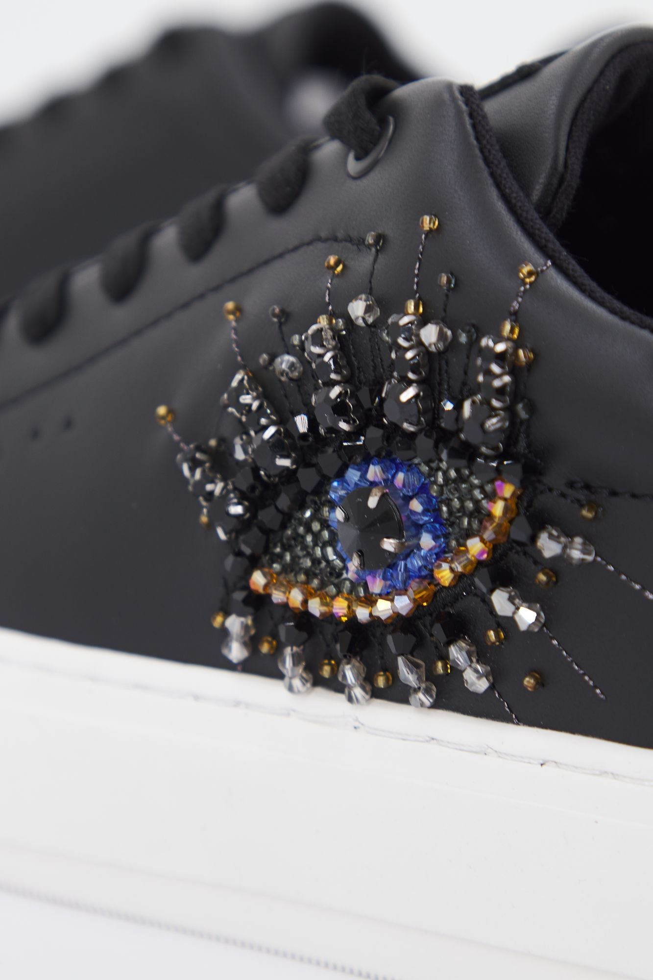 KURT GEIGER LONDON  LANEY EYE en color NEGRO (4)