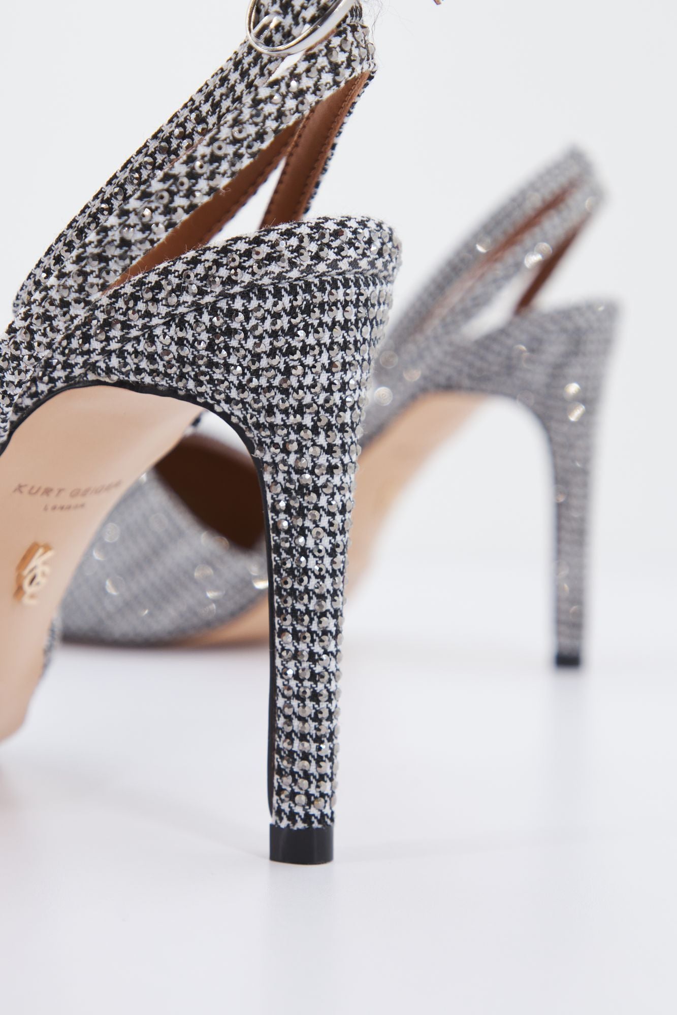 KURT GEIGER LONDON  KENSINGTON en color PLATA (3)