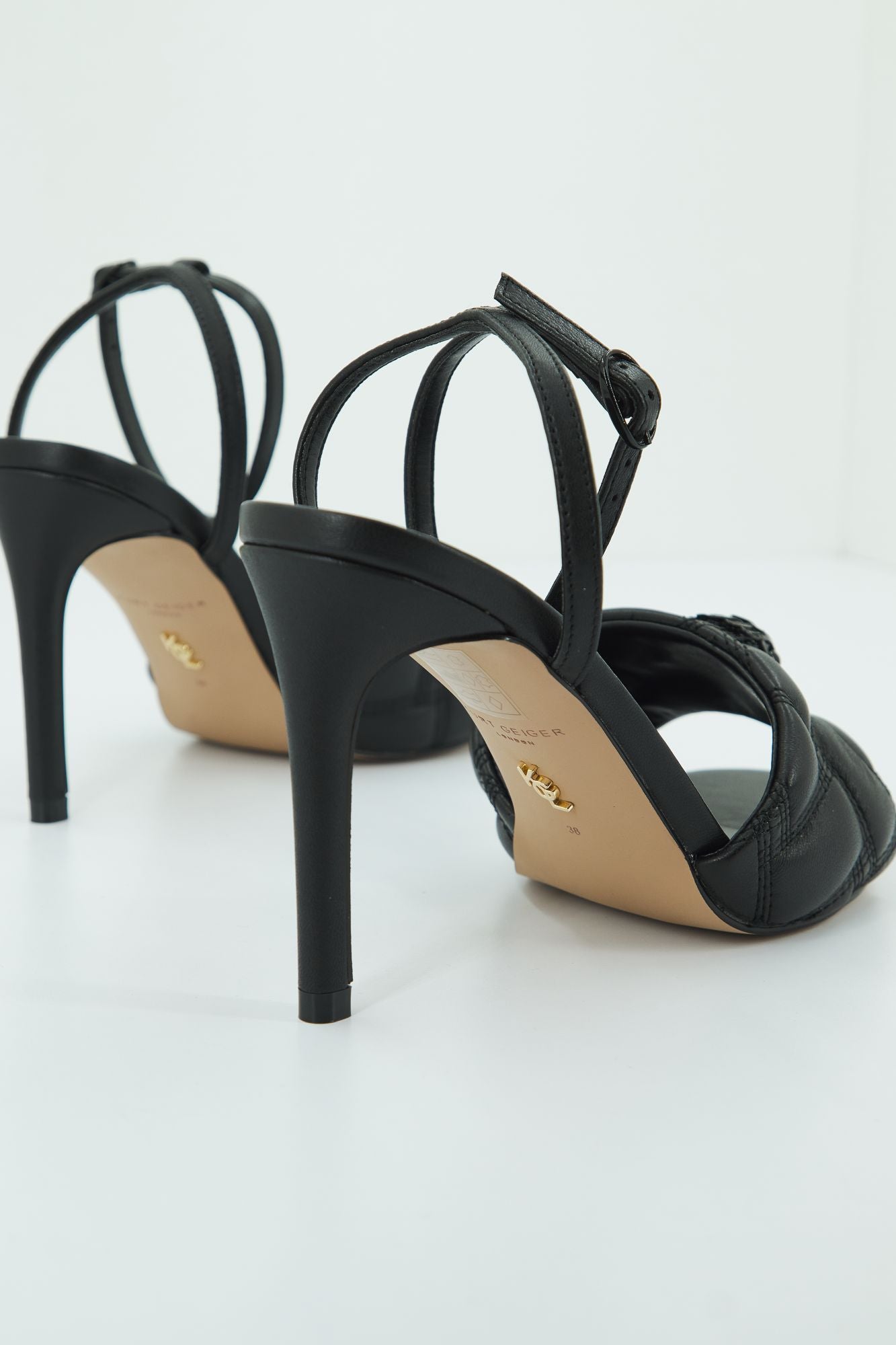 KURT GEIGER LONDON KENSINGTON en color NEGRO (3)