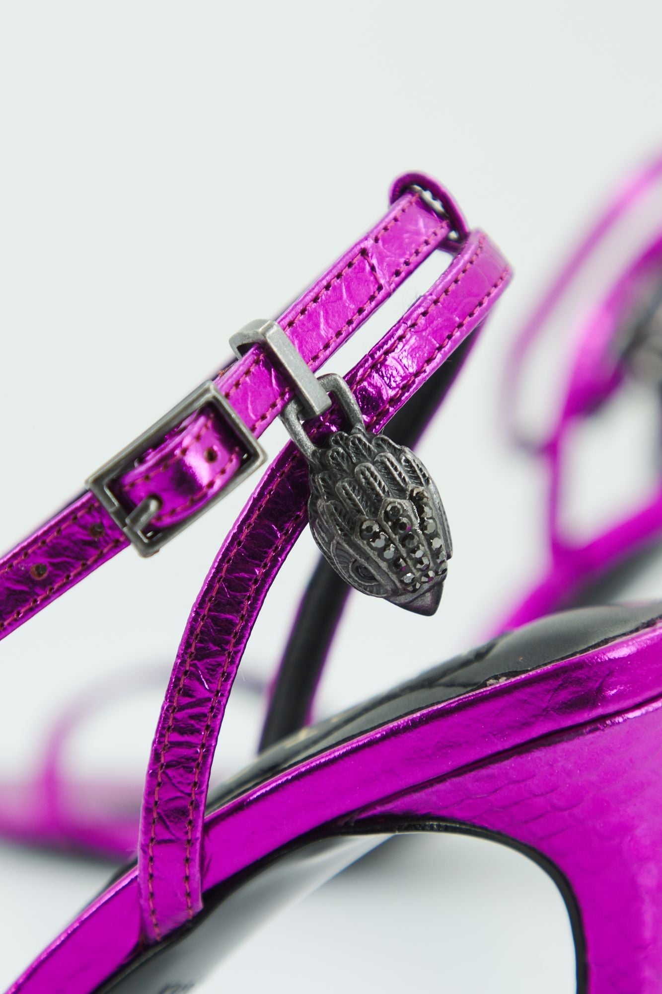 KURT GEIGER LONDON SHOREDITCH en color ROSA (3)