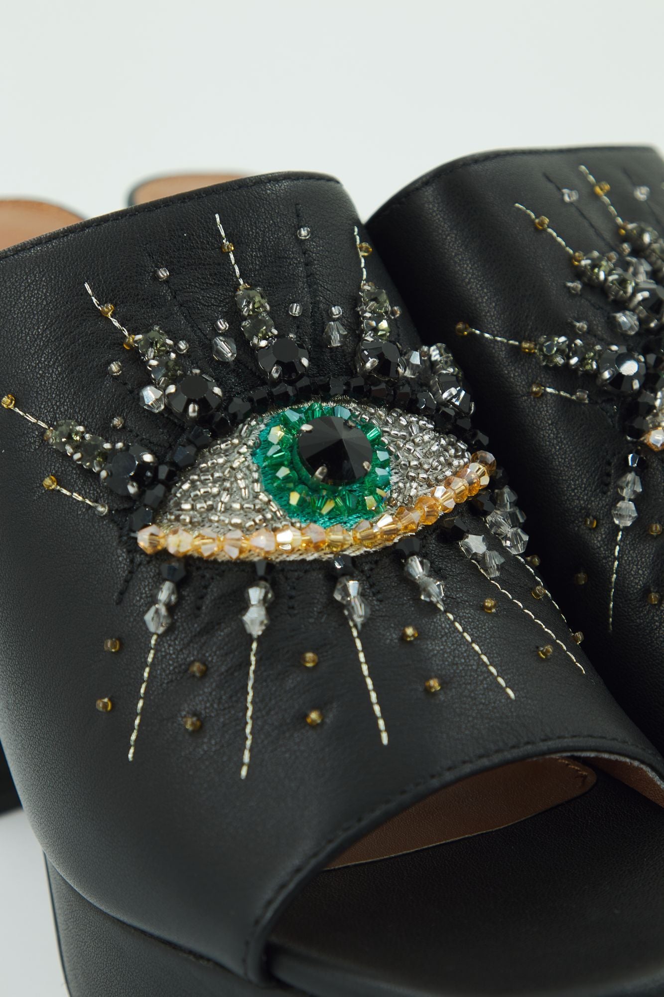 KURT GEIGER LONDON  BREE EYE en color NEGRO (3)