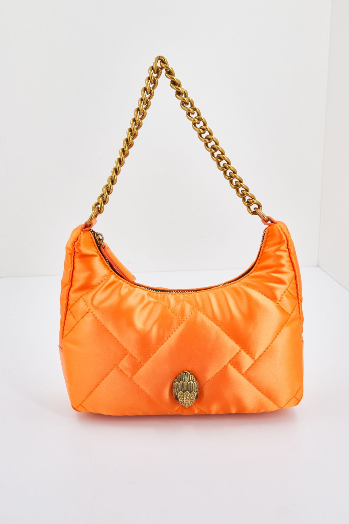 KURT GEIGER LONDON RECYCLED MULTI CROSS BODY en color NARANJA (1)
