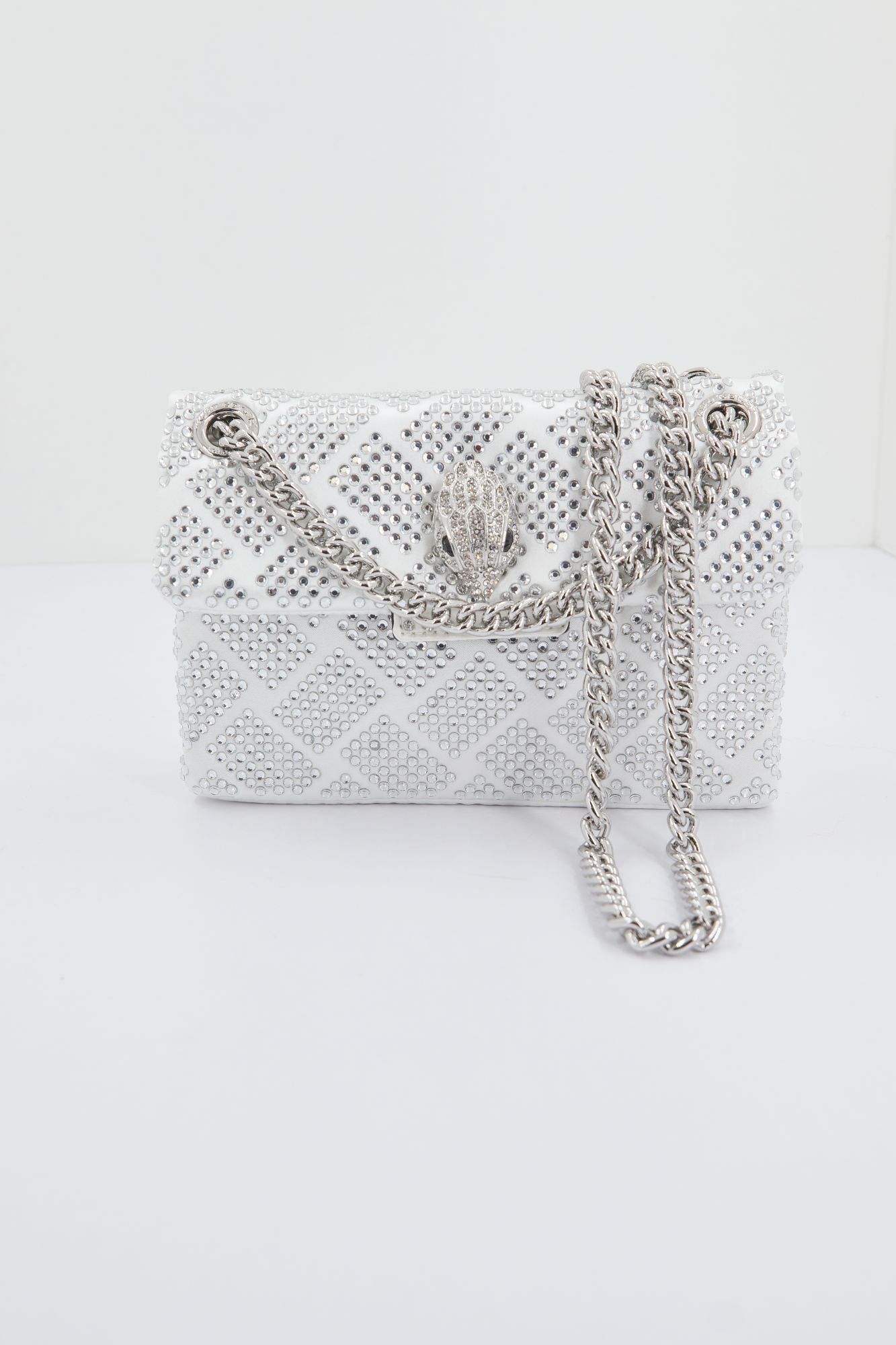 KURT GEIGER LONDON FABRIC MINI KENSINGTON en color BLANCO (1)