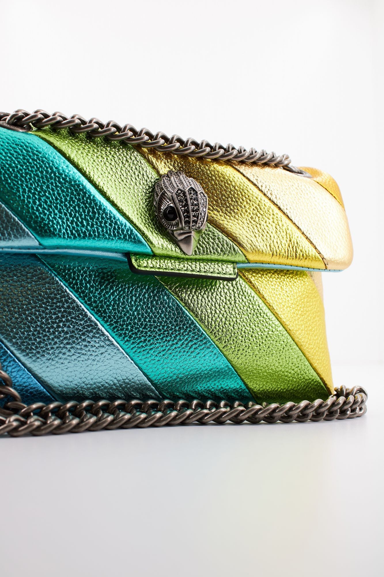 KURT GEIGER LONDON MINI KENSINGTON LEATHER en color VERDE (4)