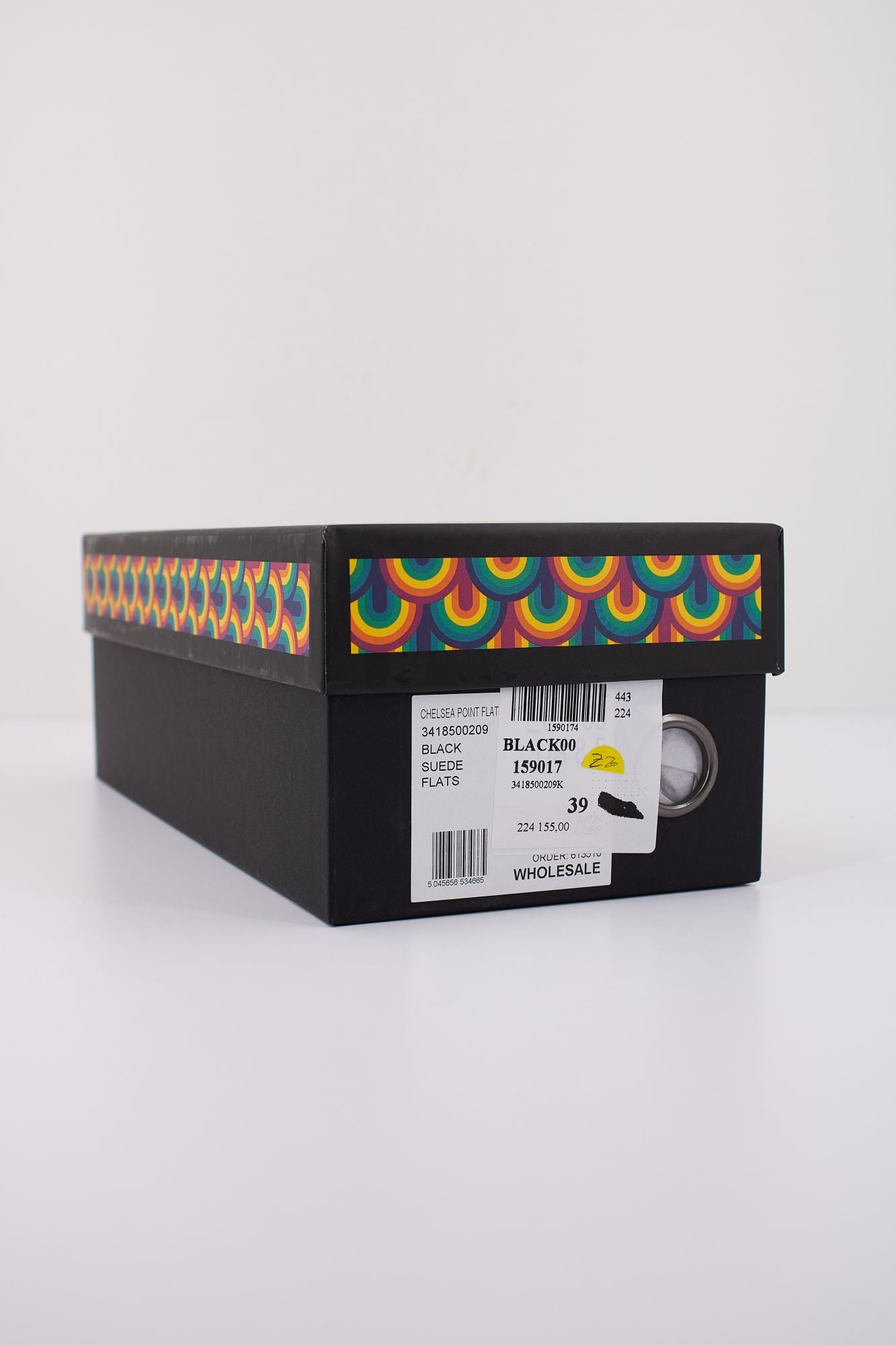 KURT GEIGER LONDON CHELSEA POINT FLAT en color NEGRO (6)