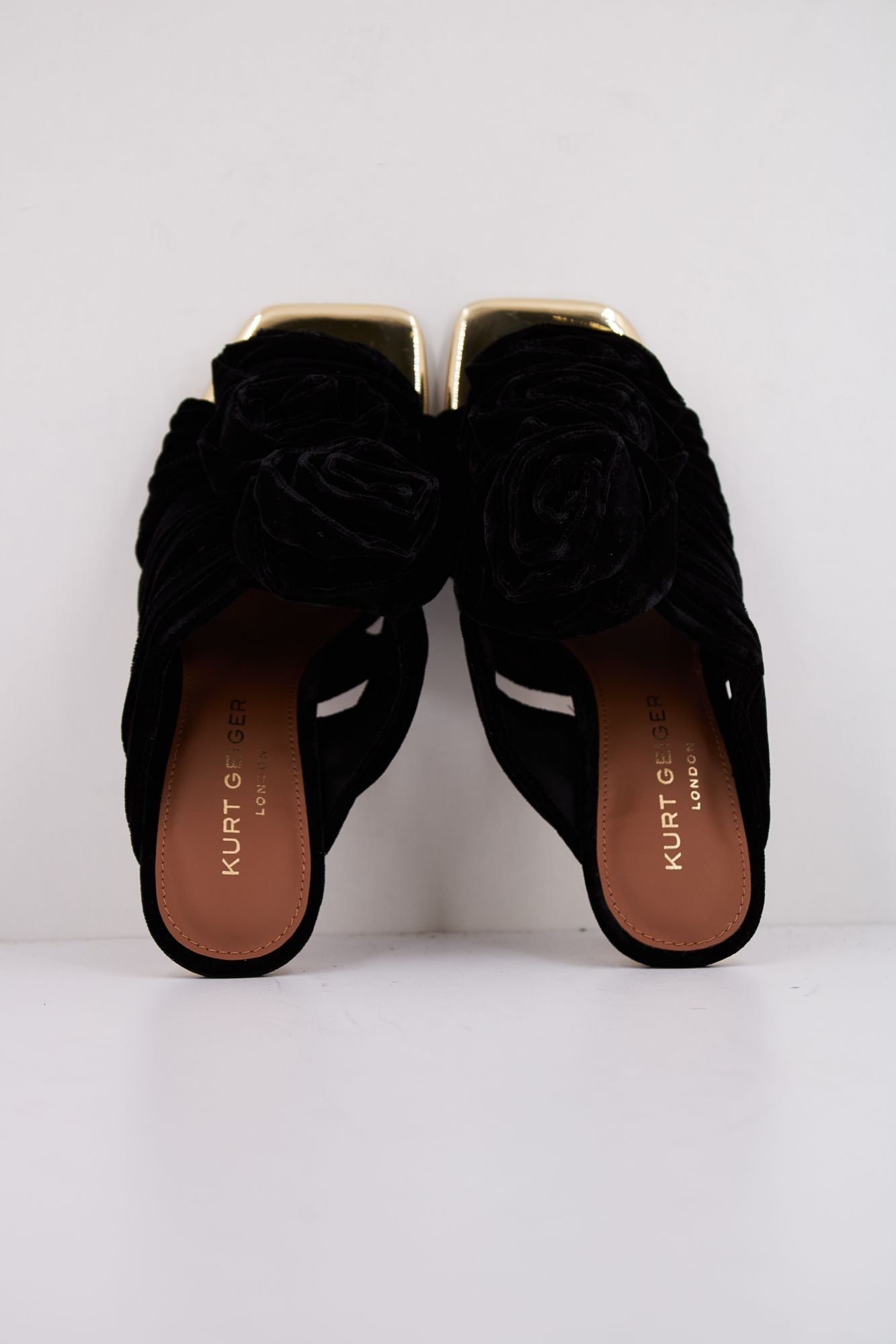 KURT GEIGER LONDON  BLOOM MULE en color NEGRO (3)