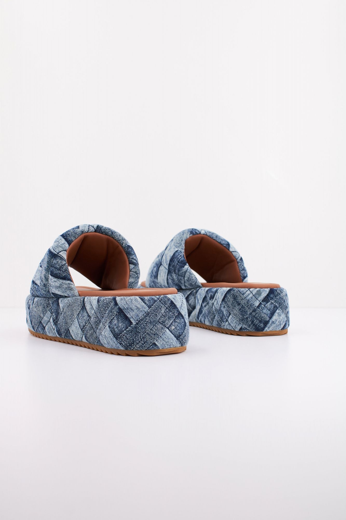 KURT GEIGER LONDON 2017888669K en color AZUL (4)