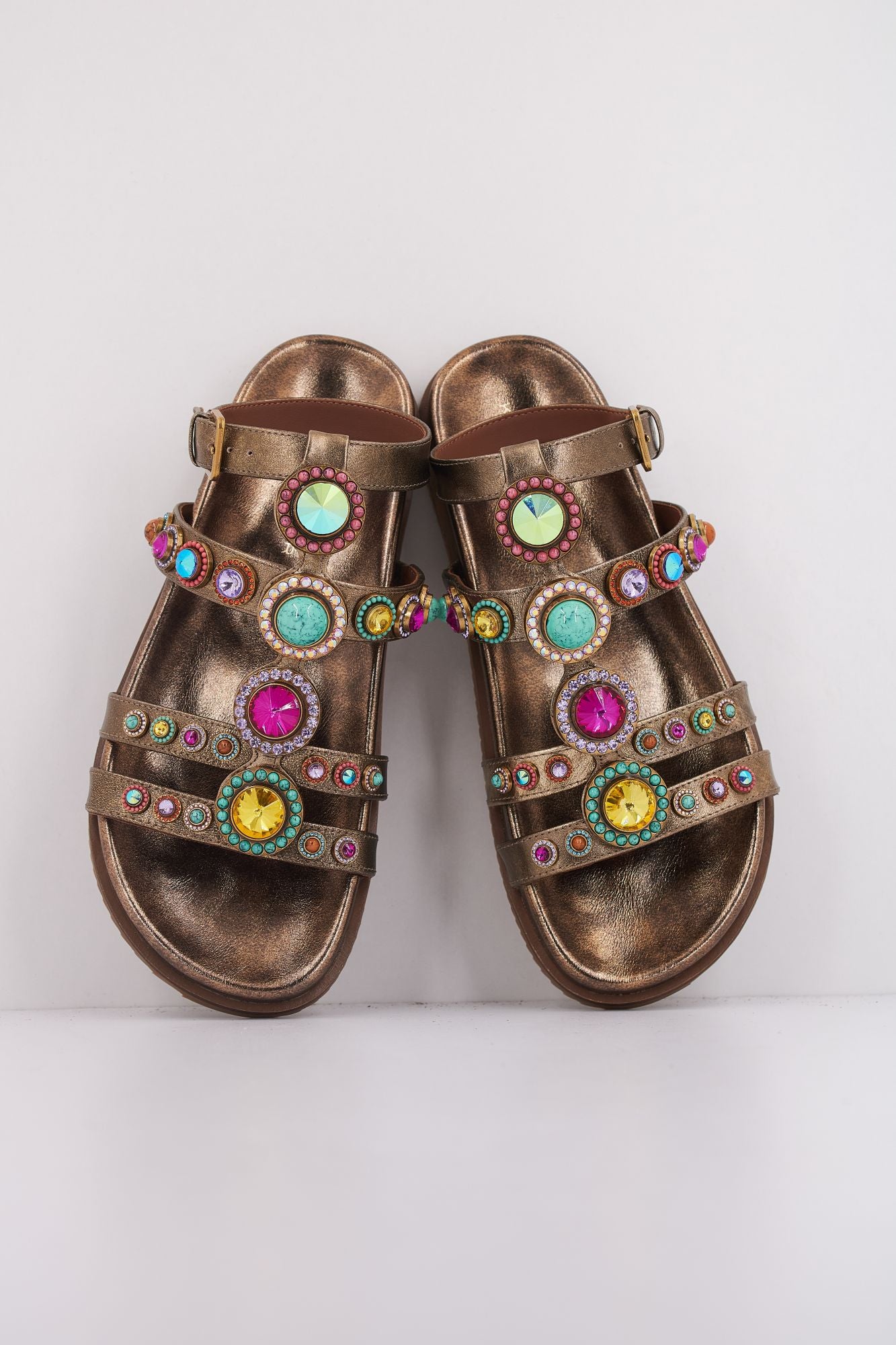 KURT GEIGER LONDON OCTAVIA FLEXI GLADIATOR en color ORO (3)