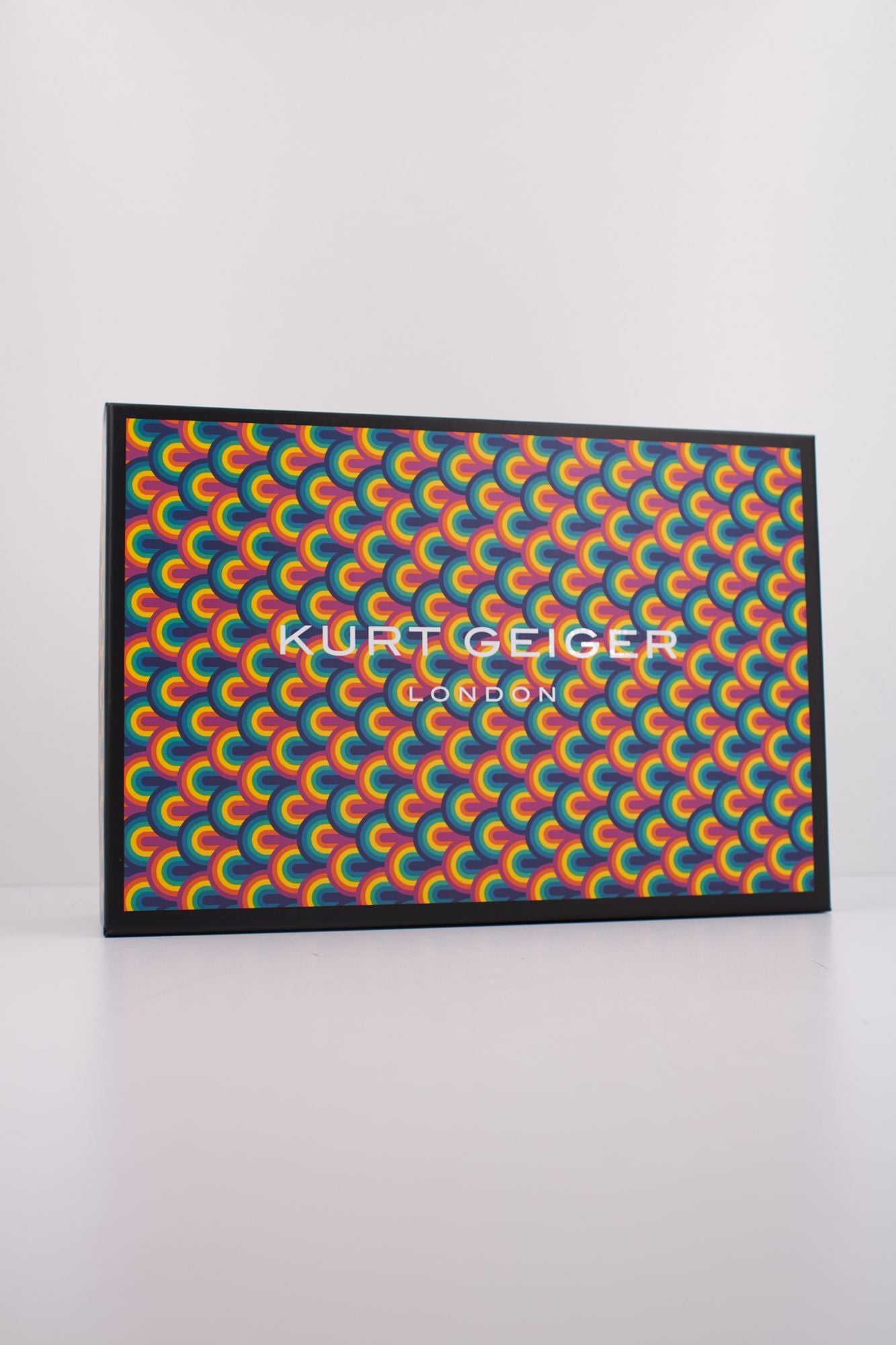 KURT GEIGER LONDON OCTAVIA FLEXI GLADIATOR en color ORO (6)