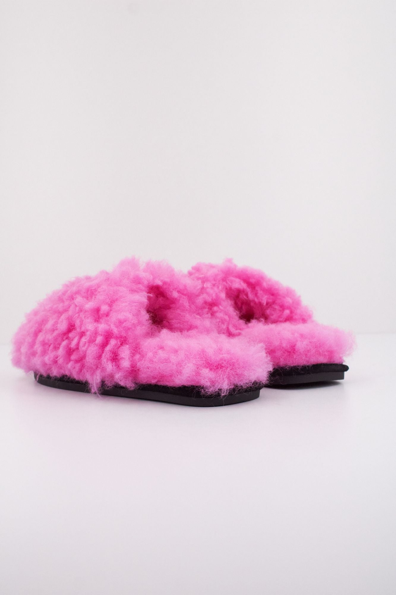 KURT GEIGER LONDON SLIPPERS en color ROSA (4)