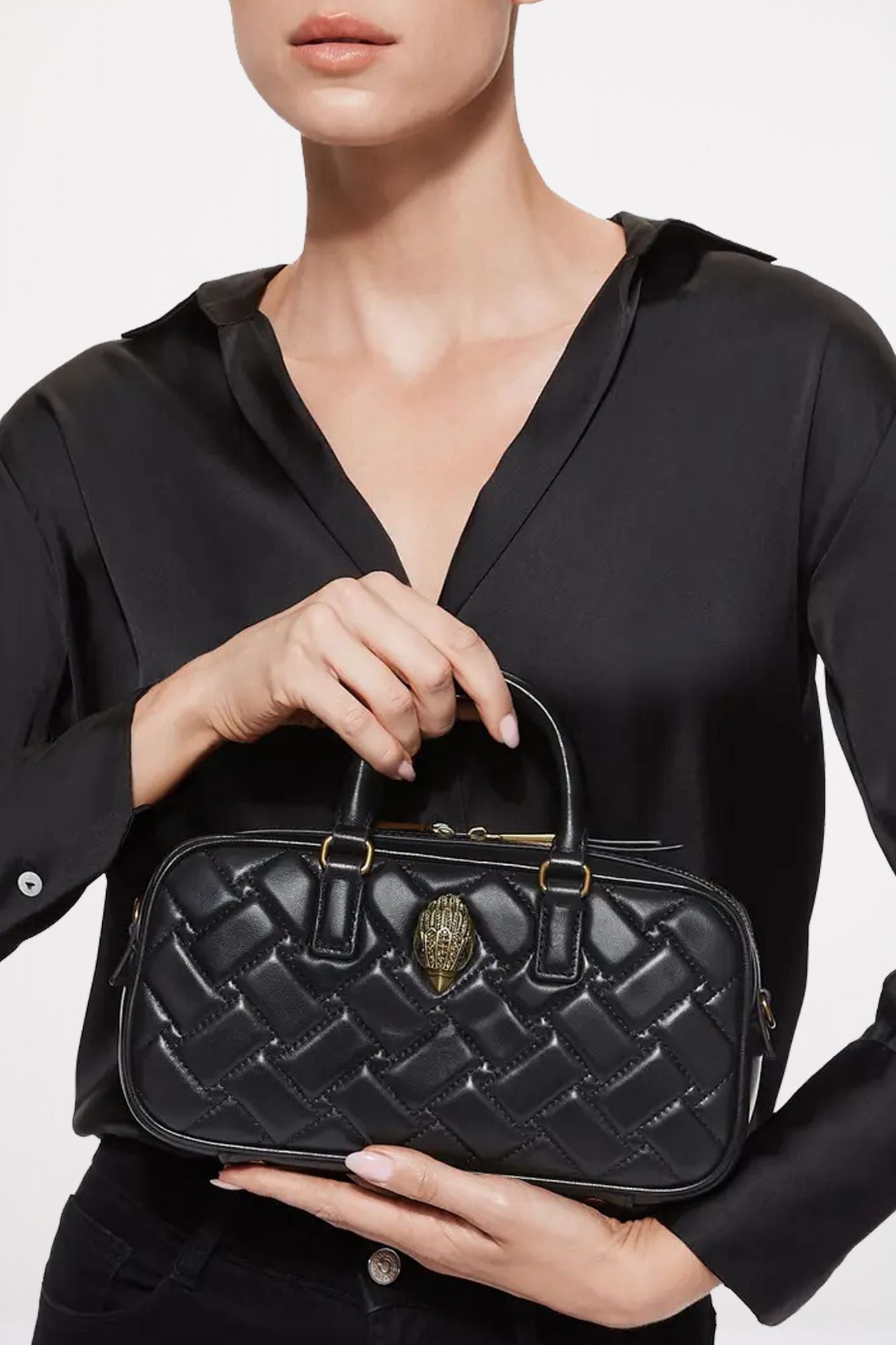 KURT GEIGER LONDON SM KENSINGTON DUFFLE BAG en color NEGRO (4)