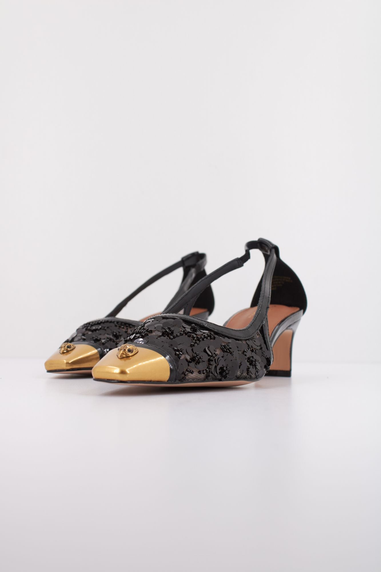 KURT GEIGER LONDON  REGENT OPEN COURT  en color NEGRO (2)