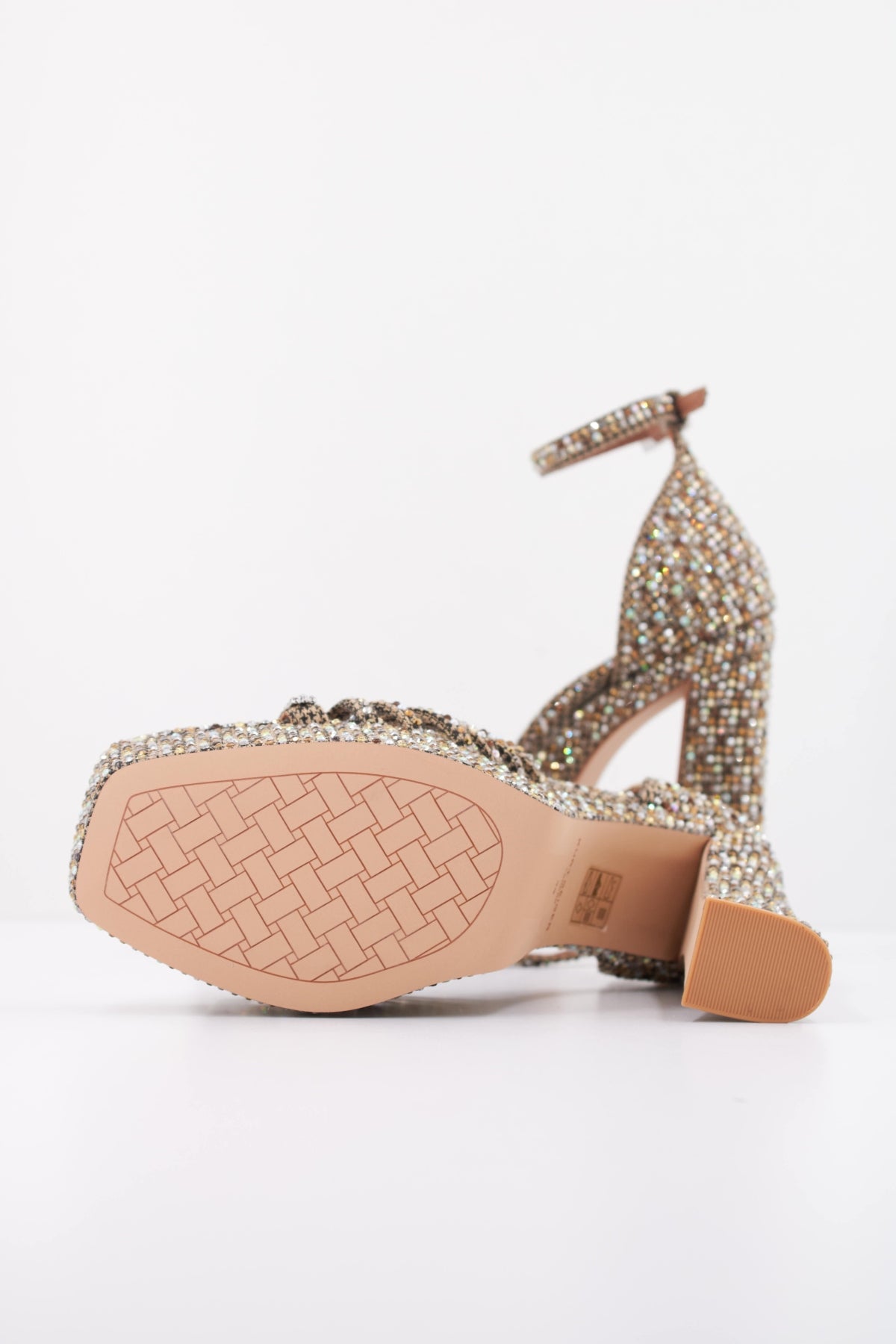 KURT GEIGER LONDON CRYSTAL STRAP PLATFORM en color BRONCE (5)