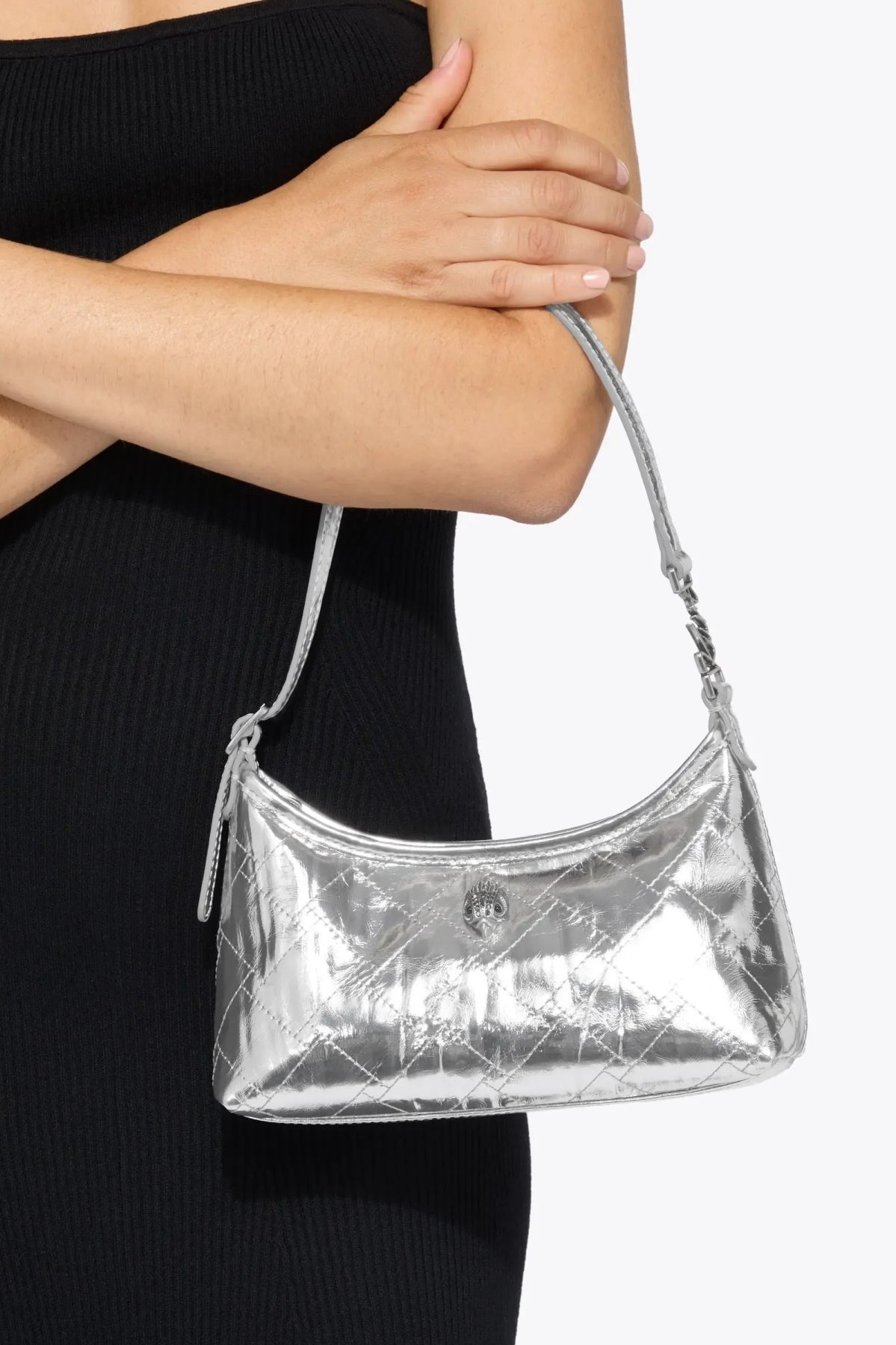 KURT GEIGER LONDON KURT SLING en color PLATA (1)