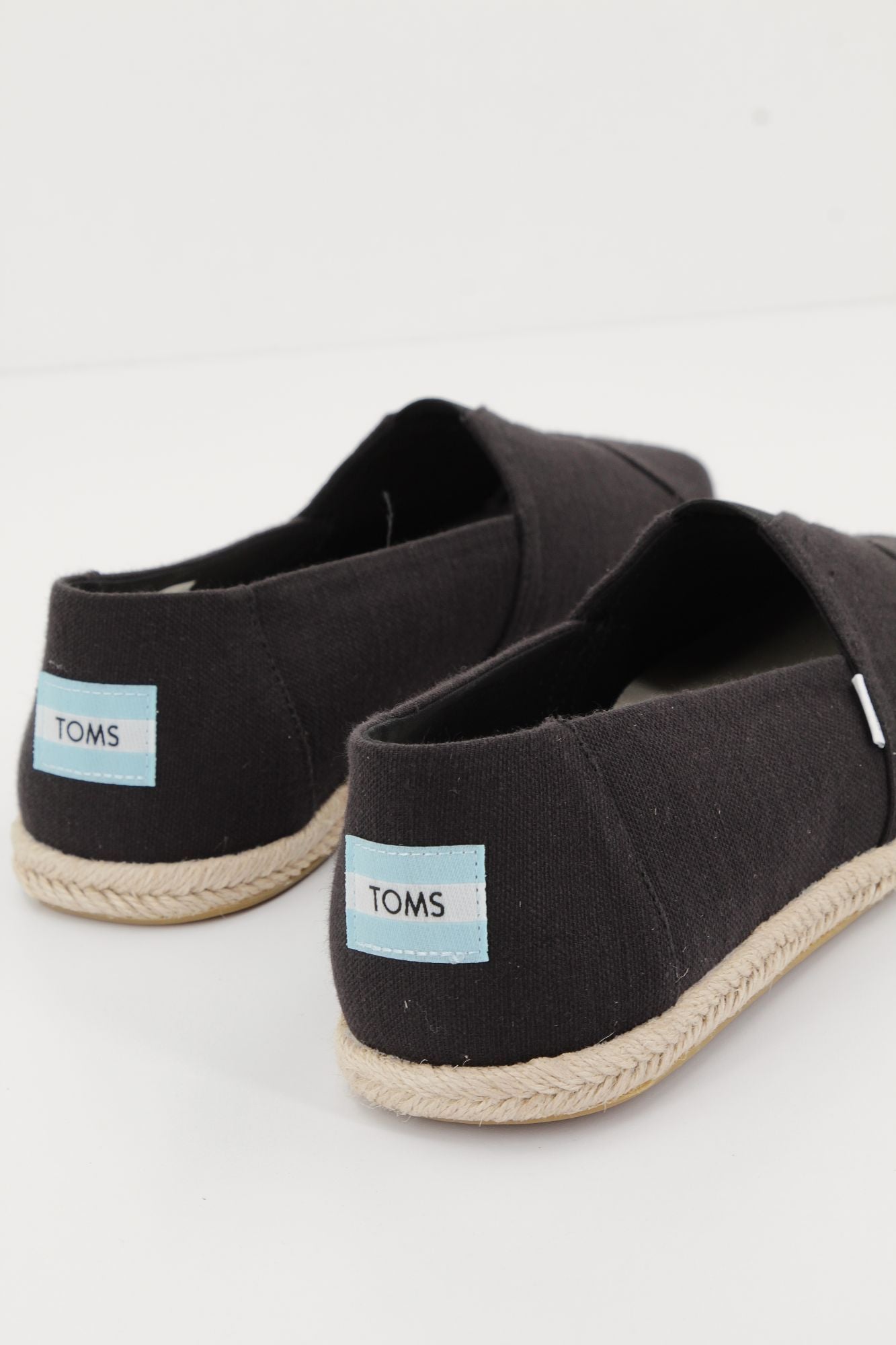 TOMS ROPE en color NEGRO (3)