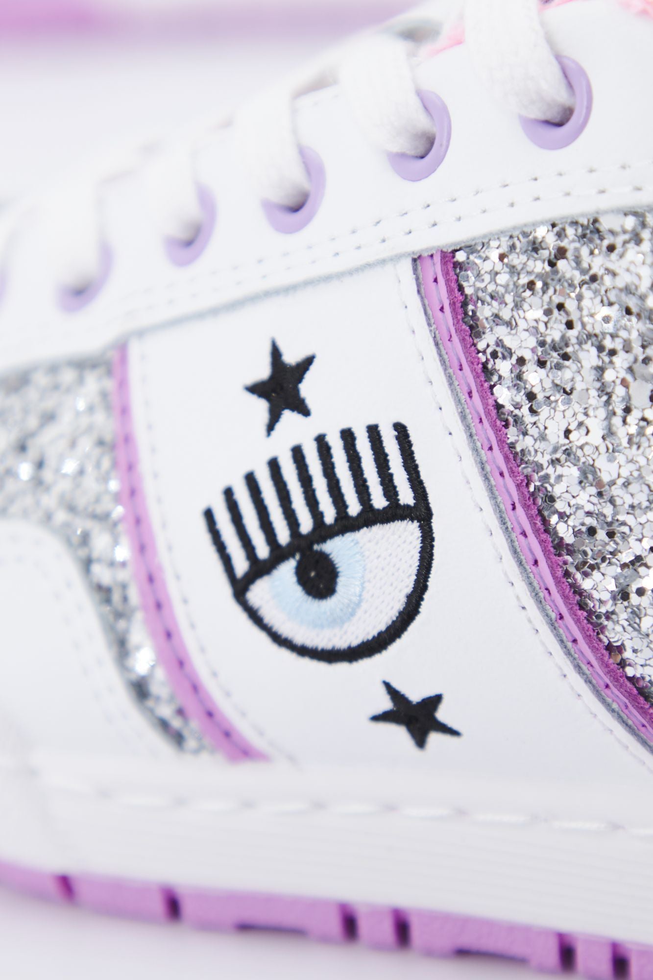 CHIARA FERRAGNI CF1 LOW en color BLANCO (4)