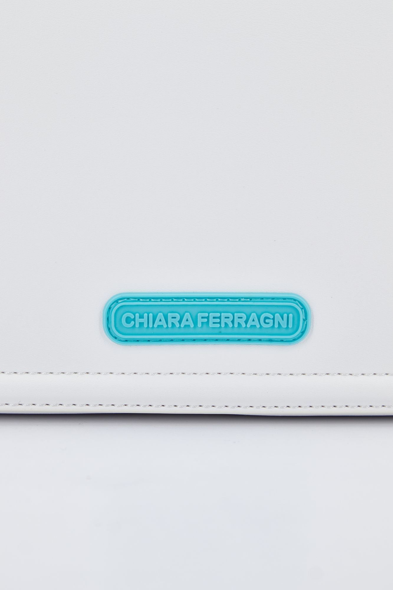 CHIARA FERRAGNI 74SB4BA3 ZS517 en color BLANCO (4)