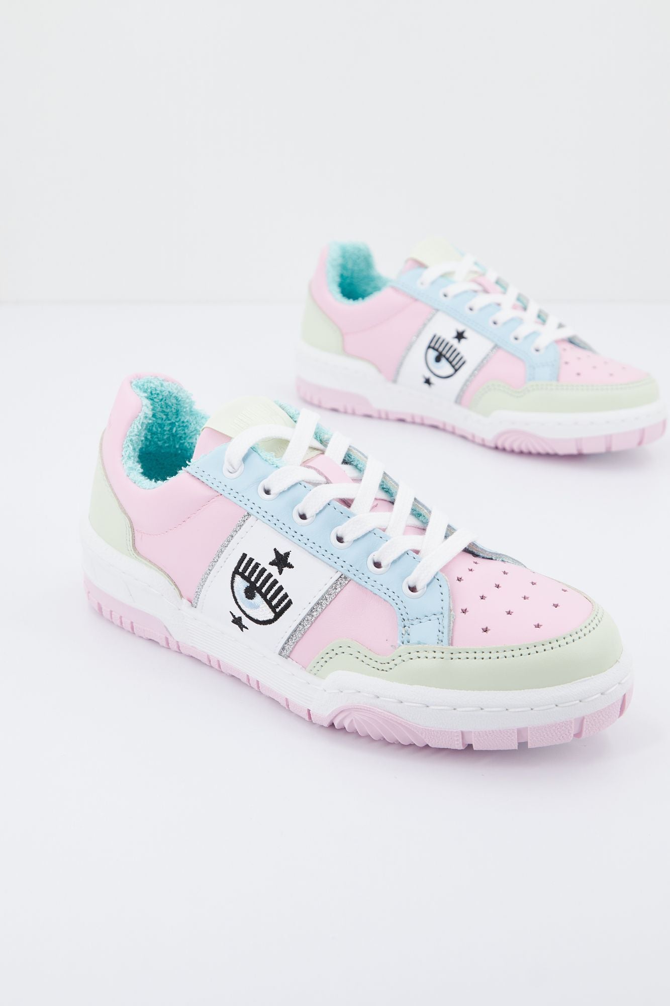 CHIARA FERRAGNI CF-1 en color ROSA (1)