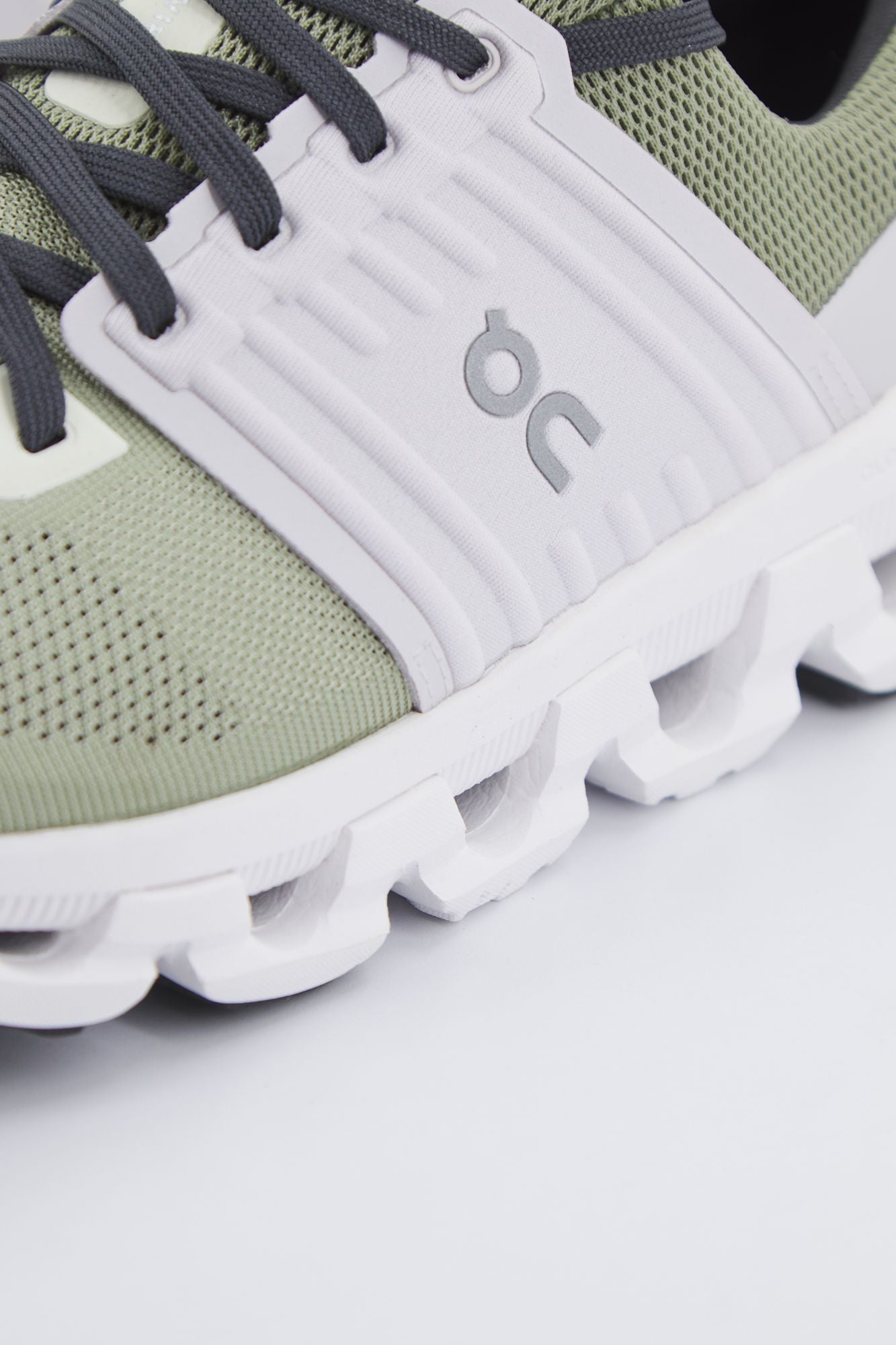 ON RUNNING CLOUDSWIFT 3 AD en color VERDE (3)