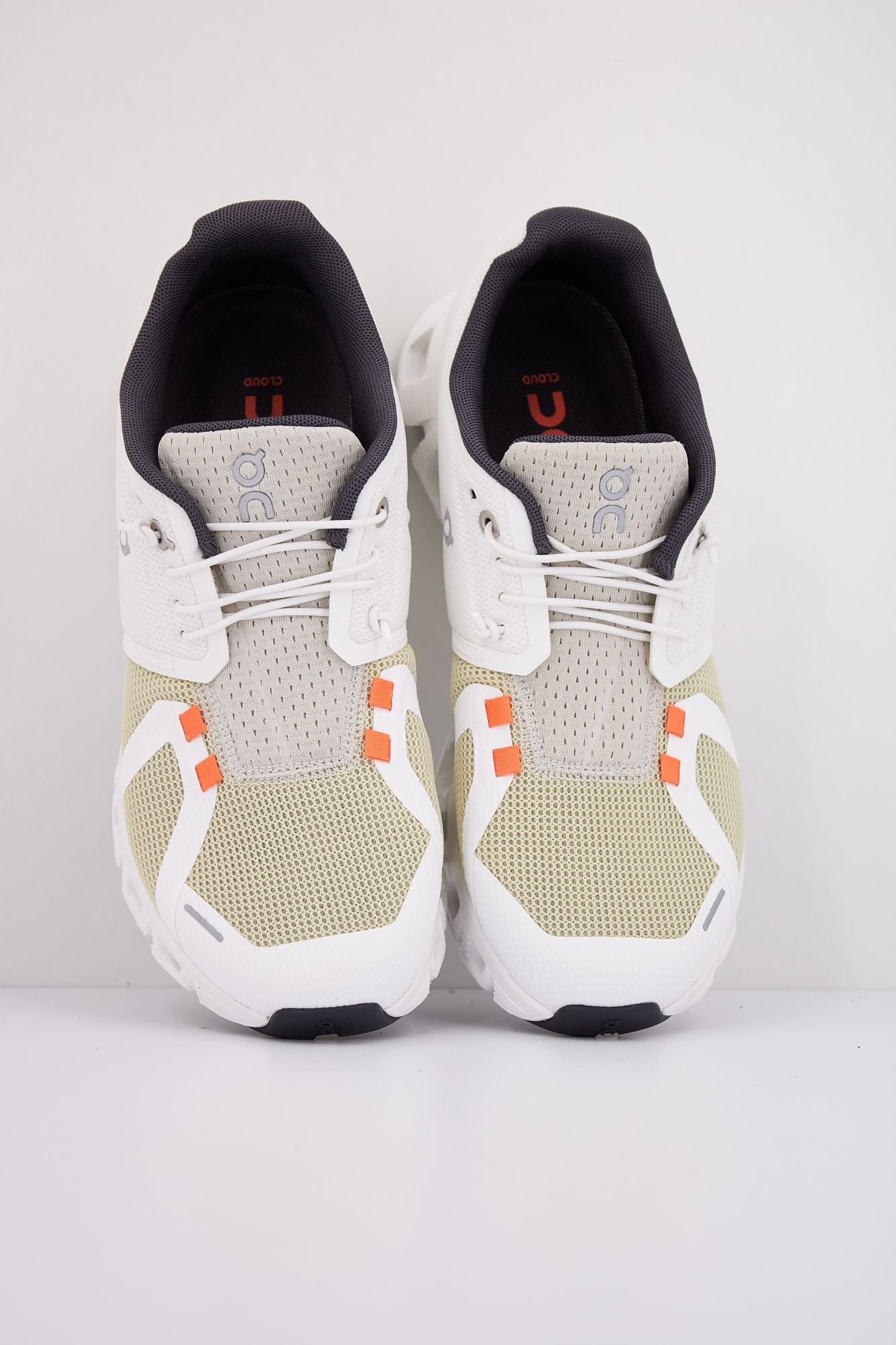 ON RUNNING CLOUD 5 PUSH en color BLANCO (3)