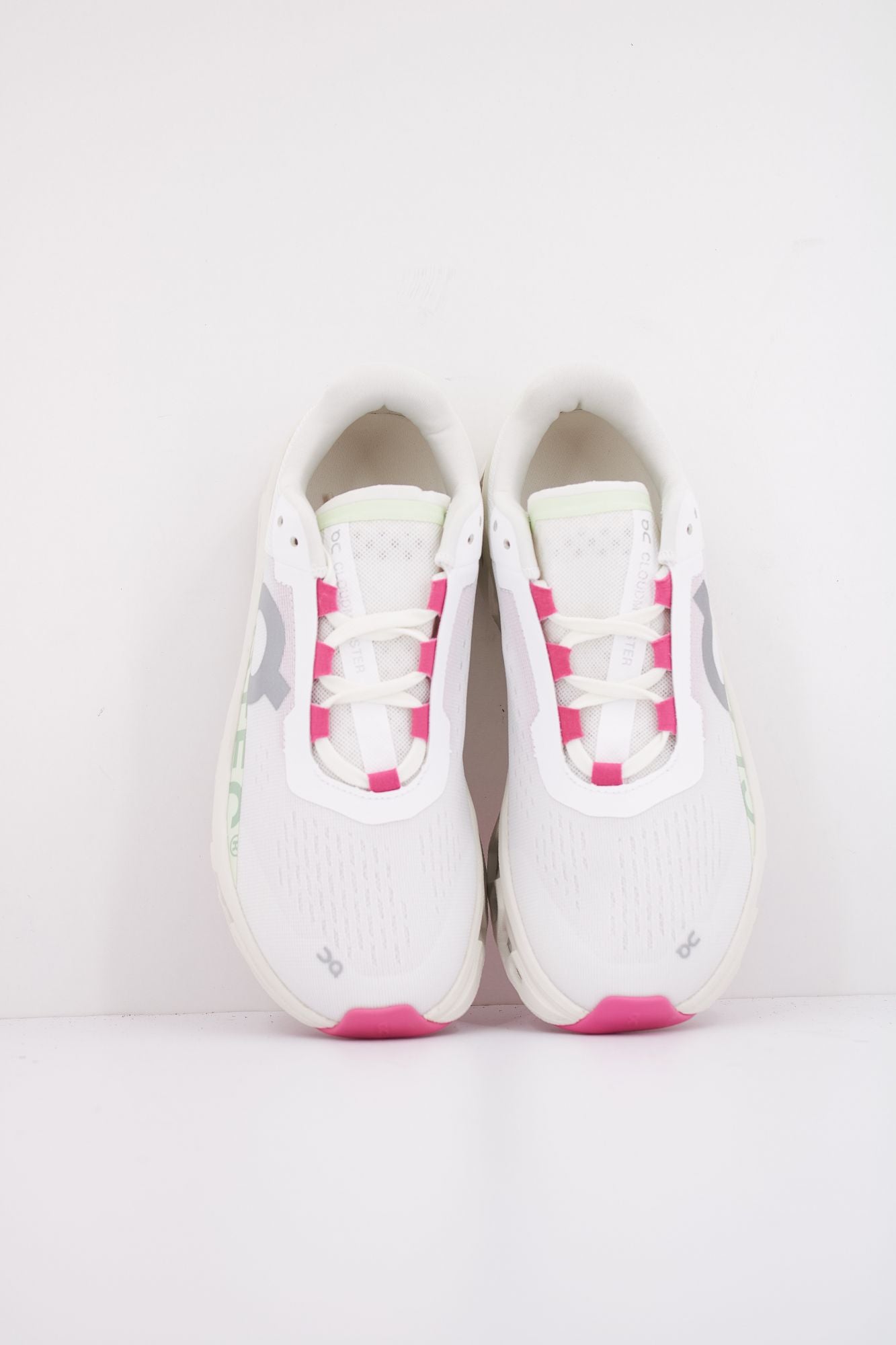 ON RUNNING CLOUDMONSTER en color BLANCO (3)