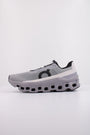 Sneakers ON RUNNING
