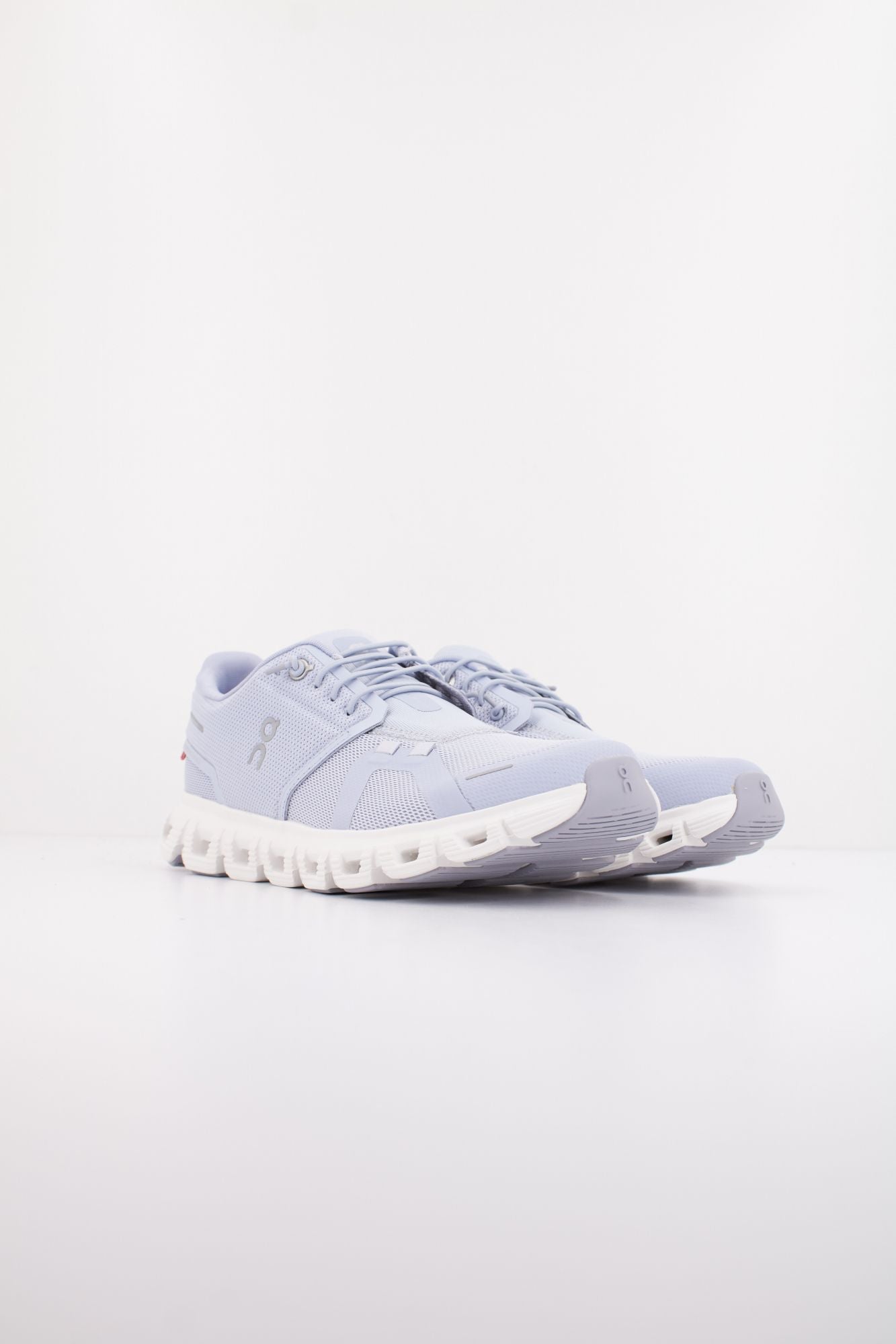 ON RUNNING CLOUD 6 en color AZUL (2)