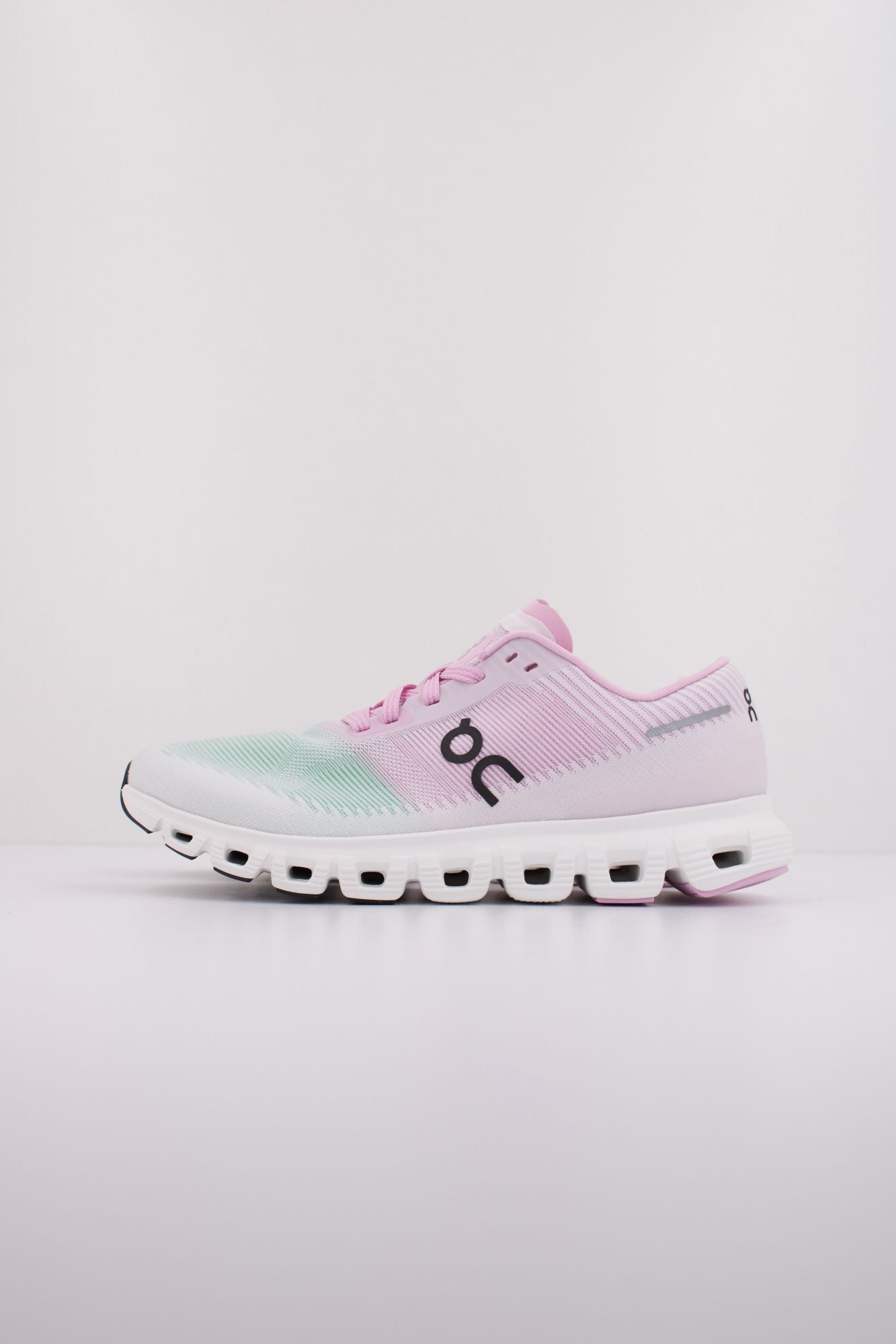 ON RUNNING CLOUD 6 PUSH en color MULTICOLOR (1)